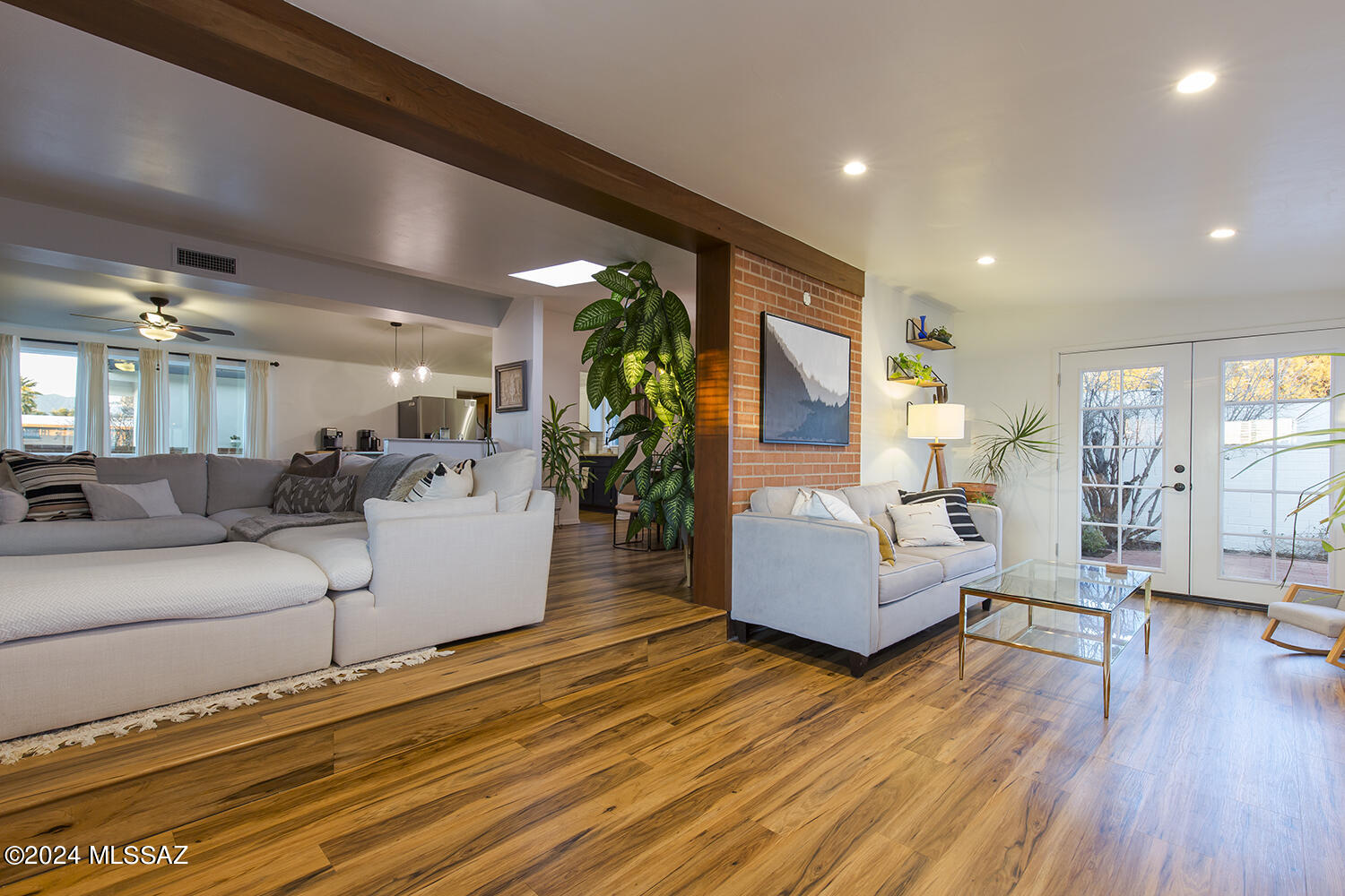 Longview Estates (194-470) - Residential