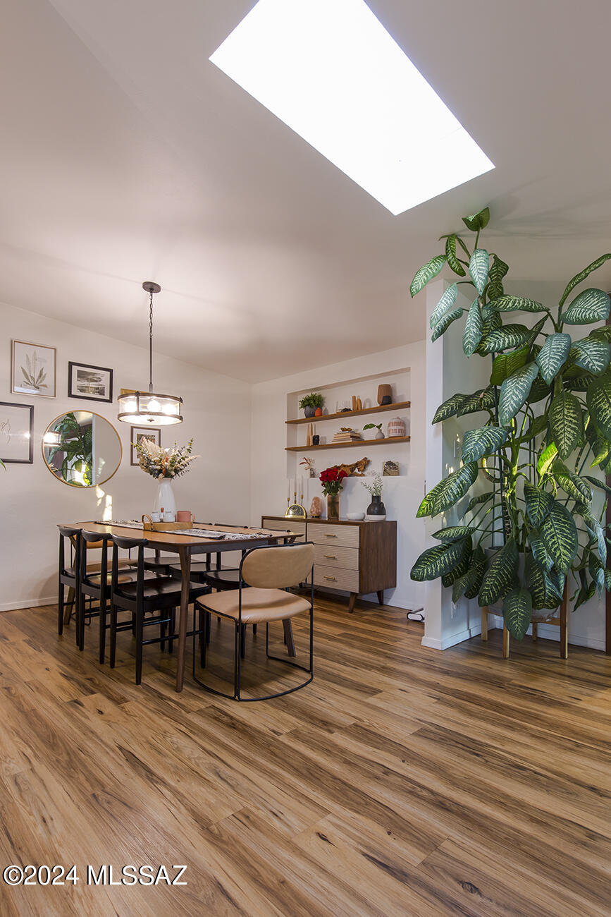 Longview Estates (194-470) - Residential