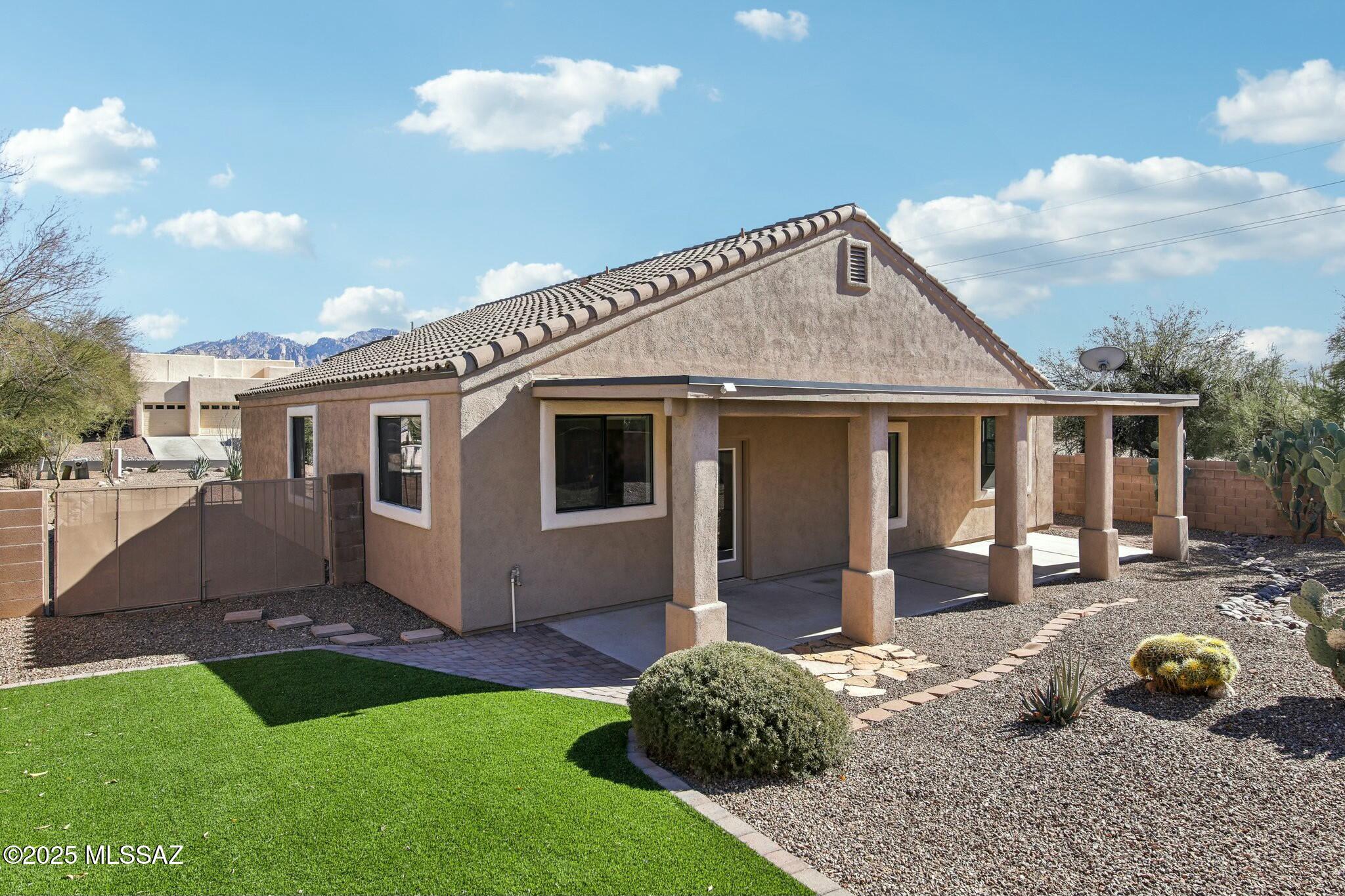 11215 N Via Rancho Naranjo