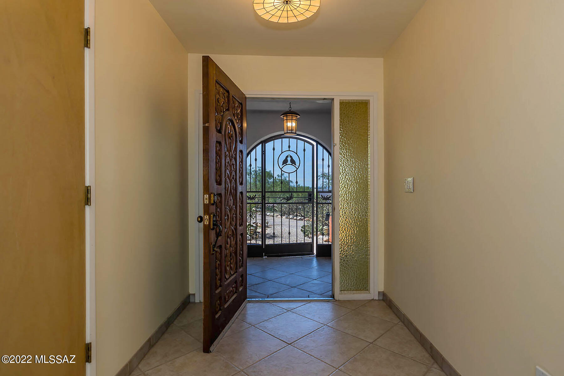 Shadow Roc (81-141) - Residential