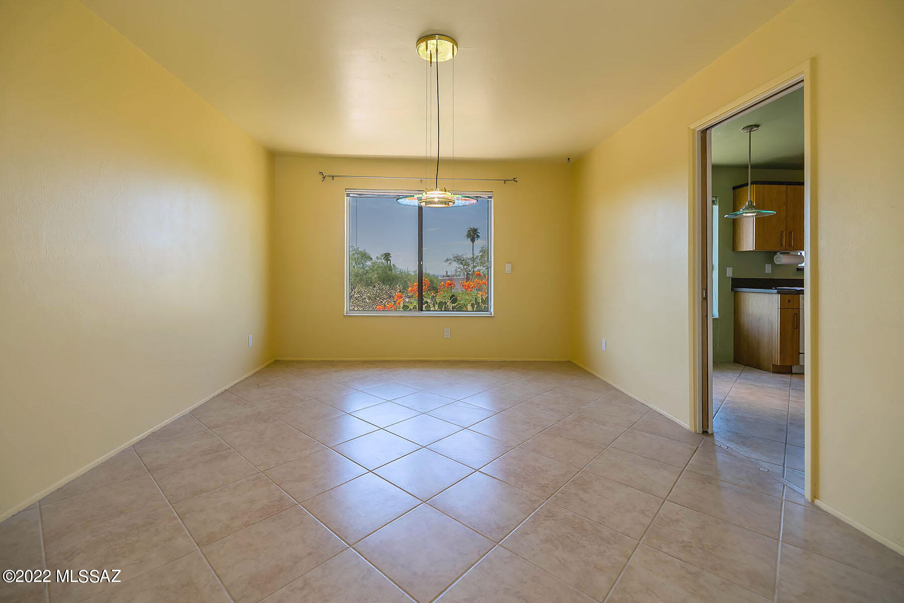 Shadow Roc (81-141) - Residential