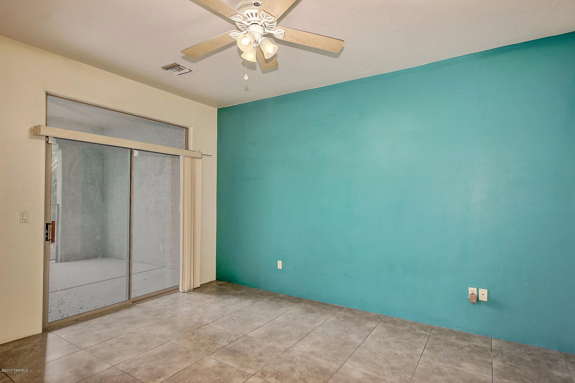 Kinney Village (1-112) - Residential