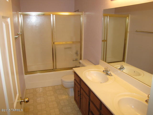 Unsubdivided - Residential Lease