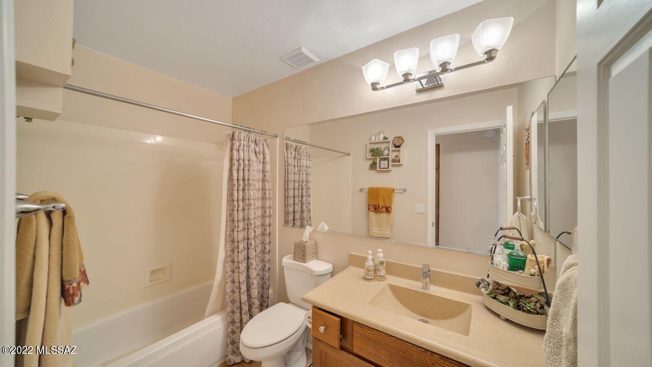 Vista Del Rio (218-290) - Residential