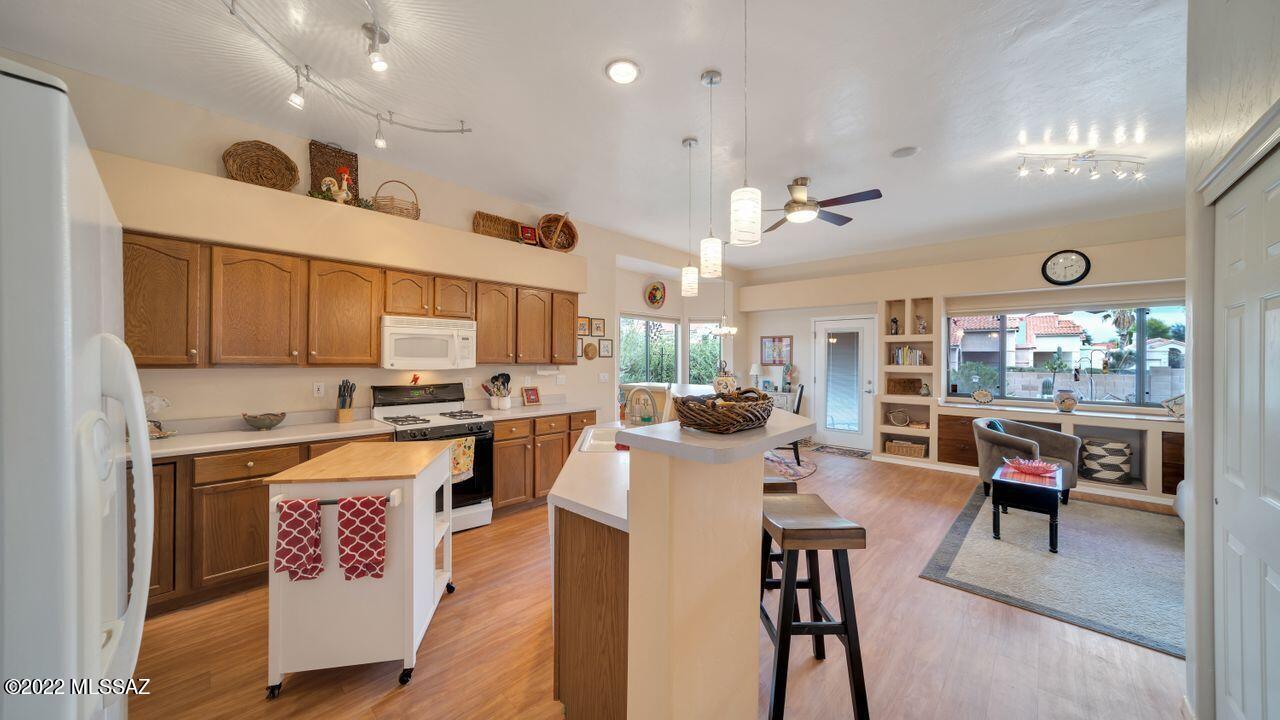 Vista Del Rio (218-290) - Residential