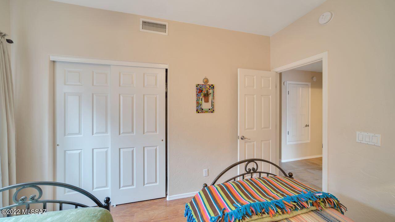 Vista Del Rio (218-290) - Residential