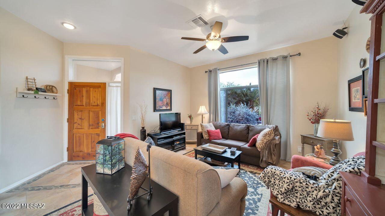 Vista Del Rio (218-290) - Residential