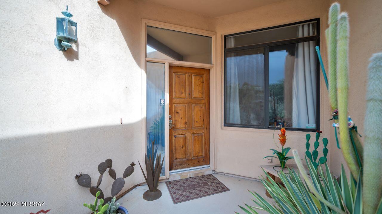 Vista Del Rio (218-290) - Residential