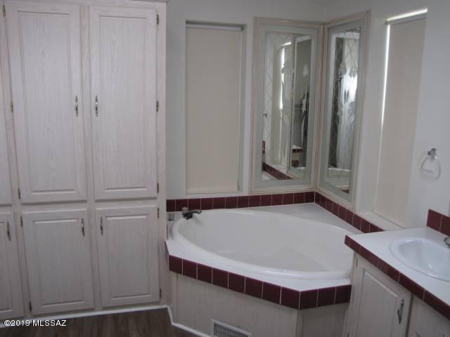 Unsubdivided - Residential Lease