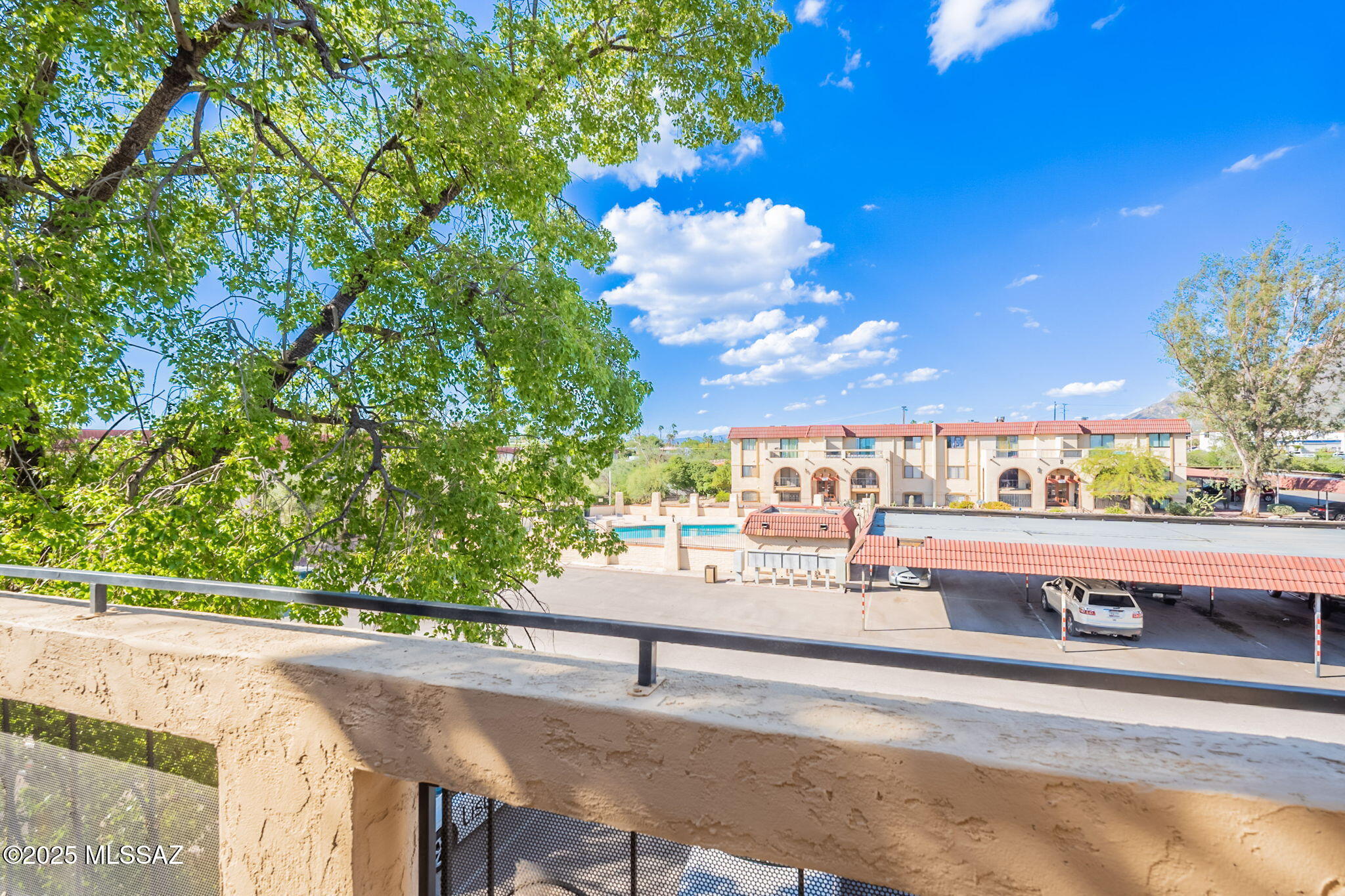 Barcelona Manor Condominiums - Residential