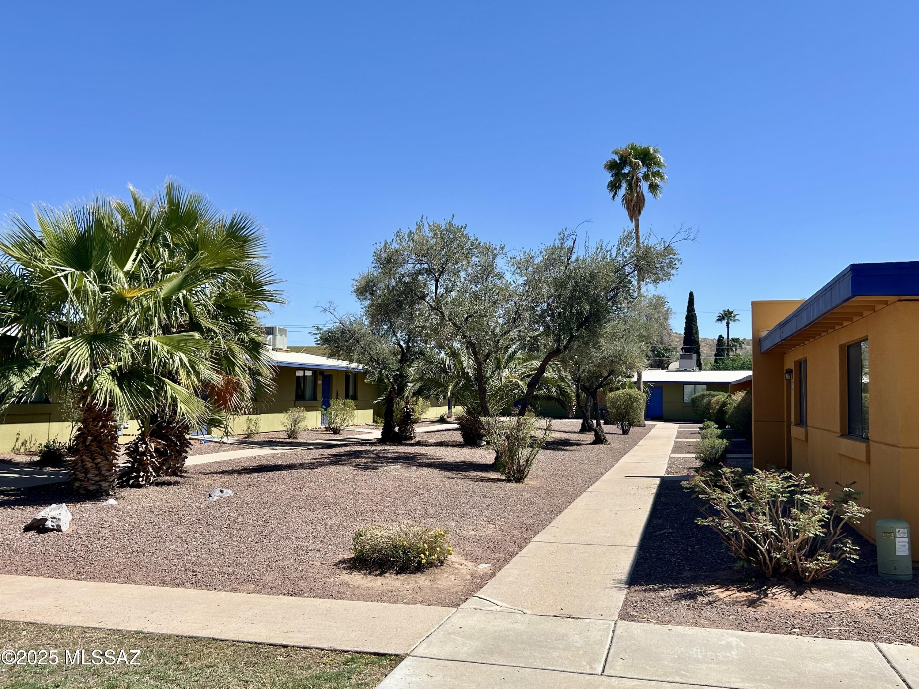 350 N Silverbell Road 177