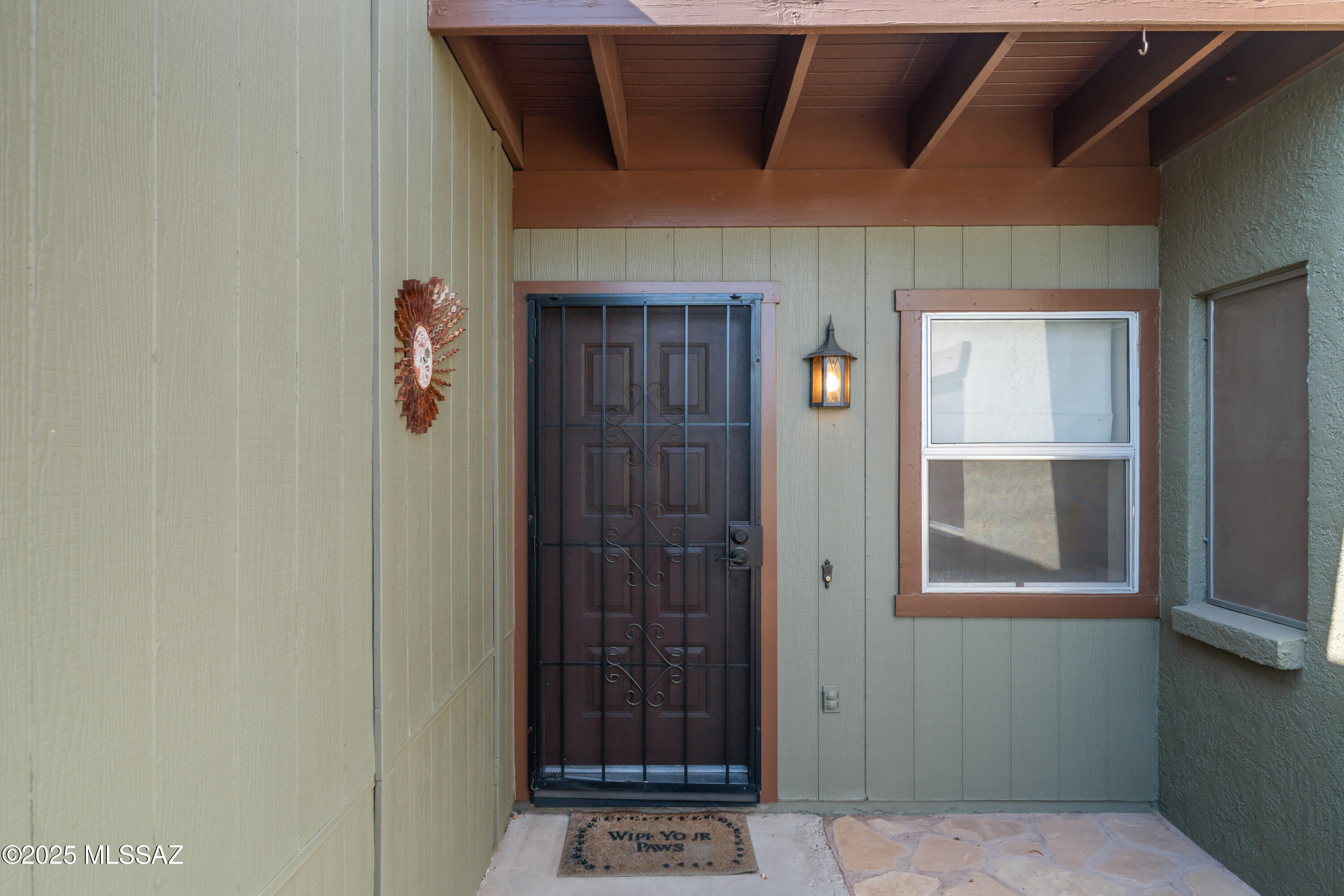1141 W Camino Sagasta