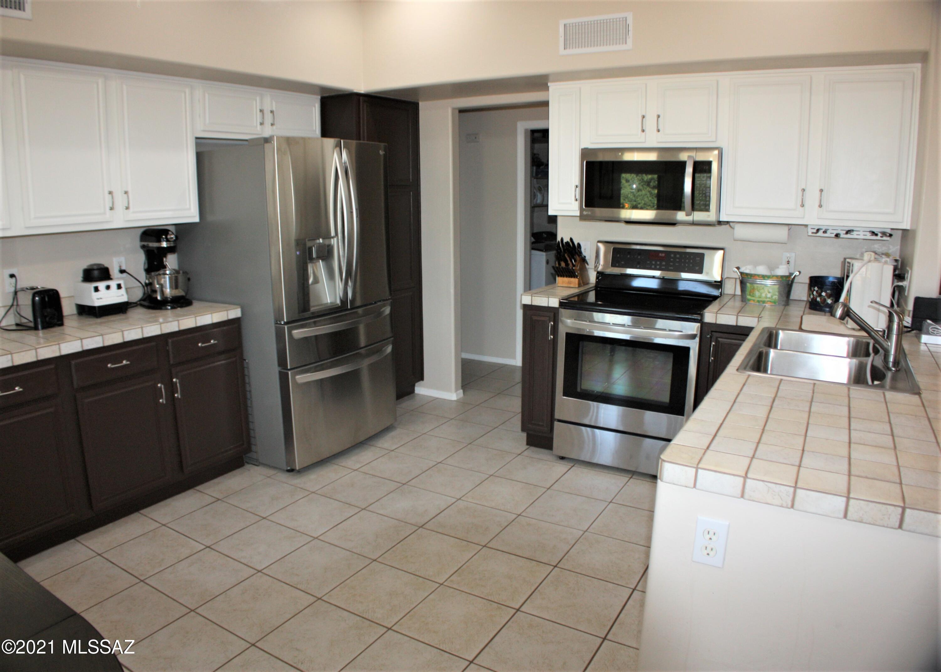 New Tucson Unit NO. 27 - Residential