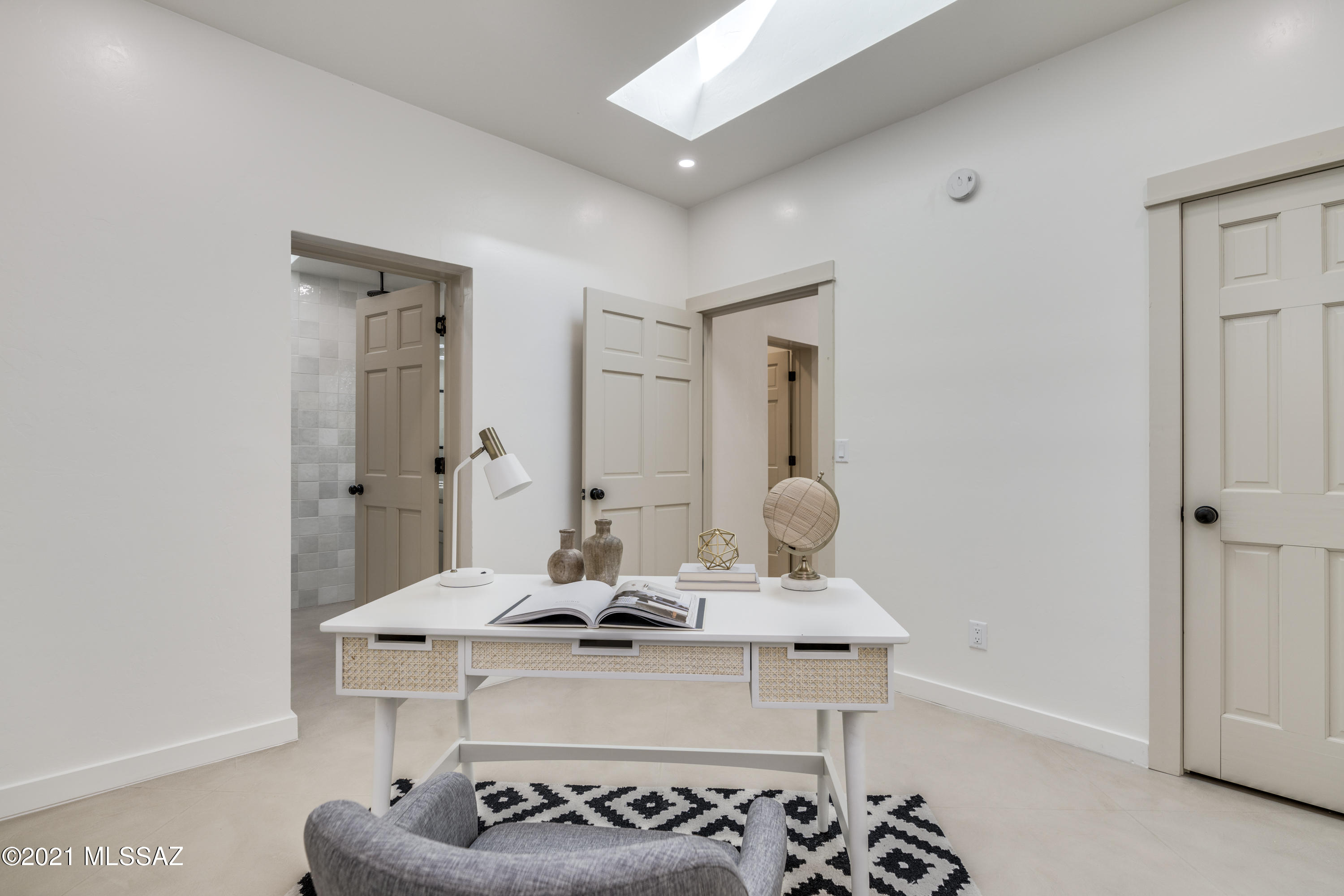 Unsubdivided - Residential