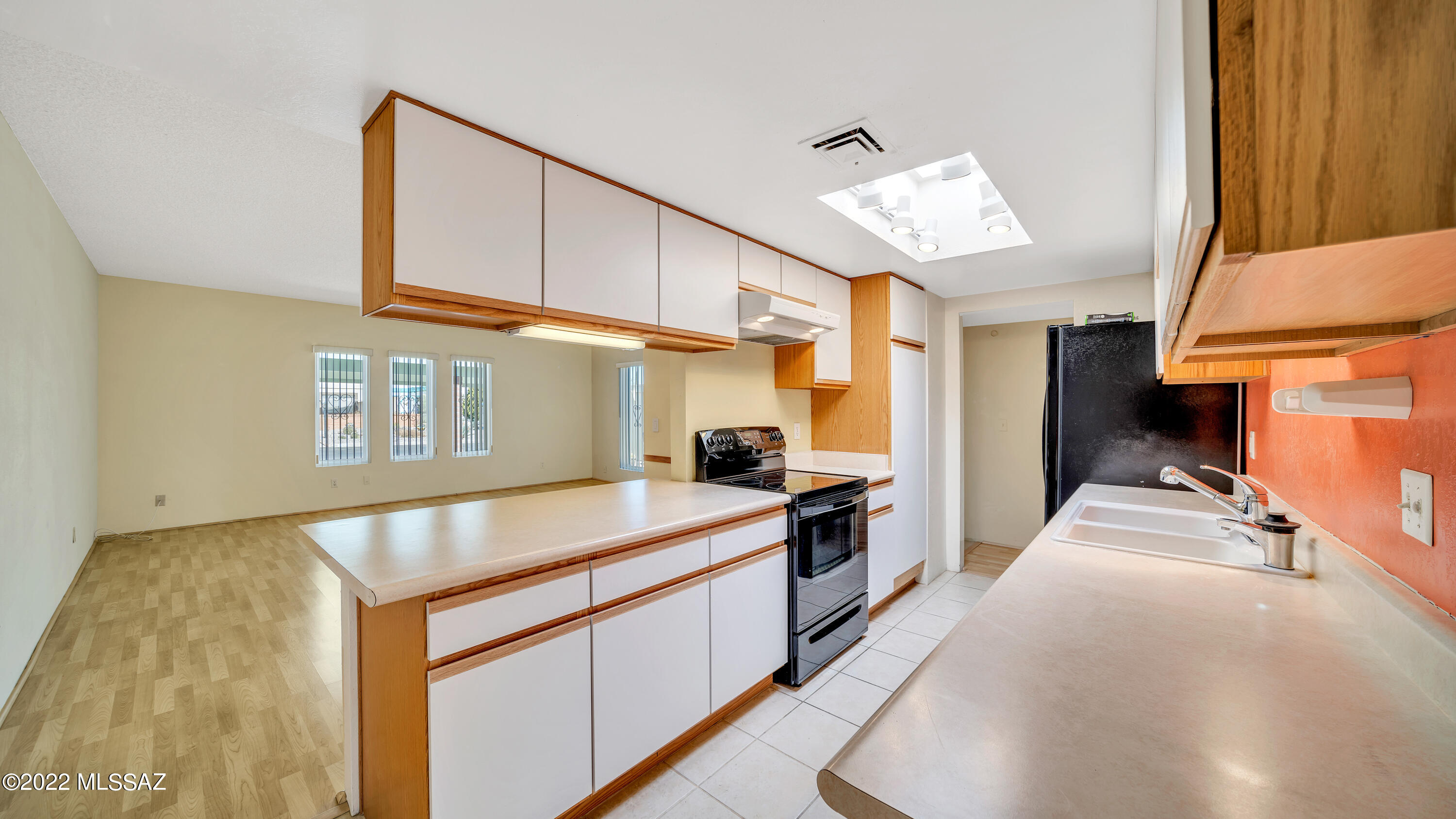 Green Valley Townhouses NO.7 - Residential