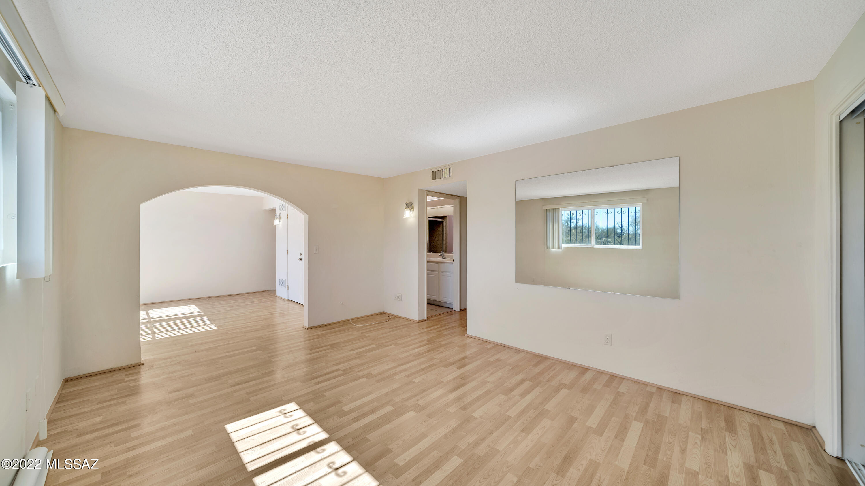 Green Valley Townhouses NO.7 - Residential