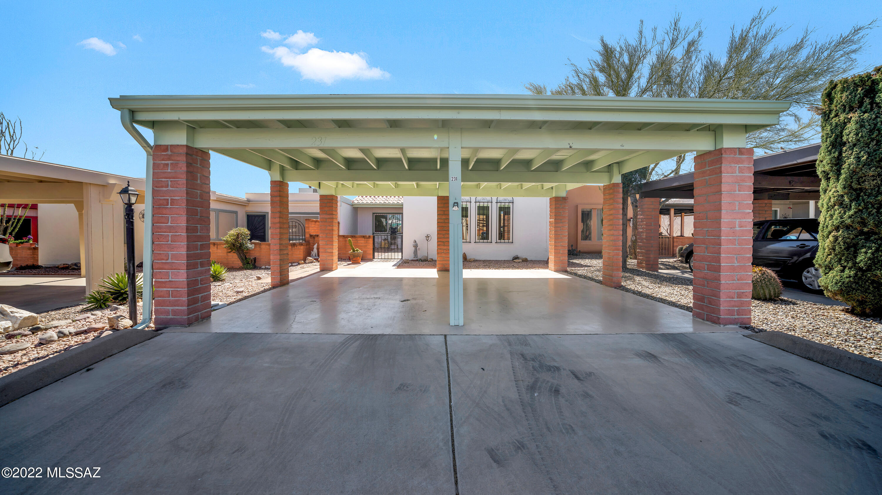 Green Valley Townhouses NO.7 - Residential