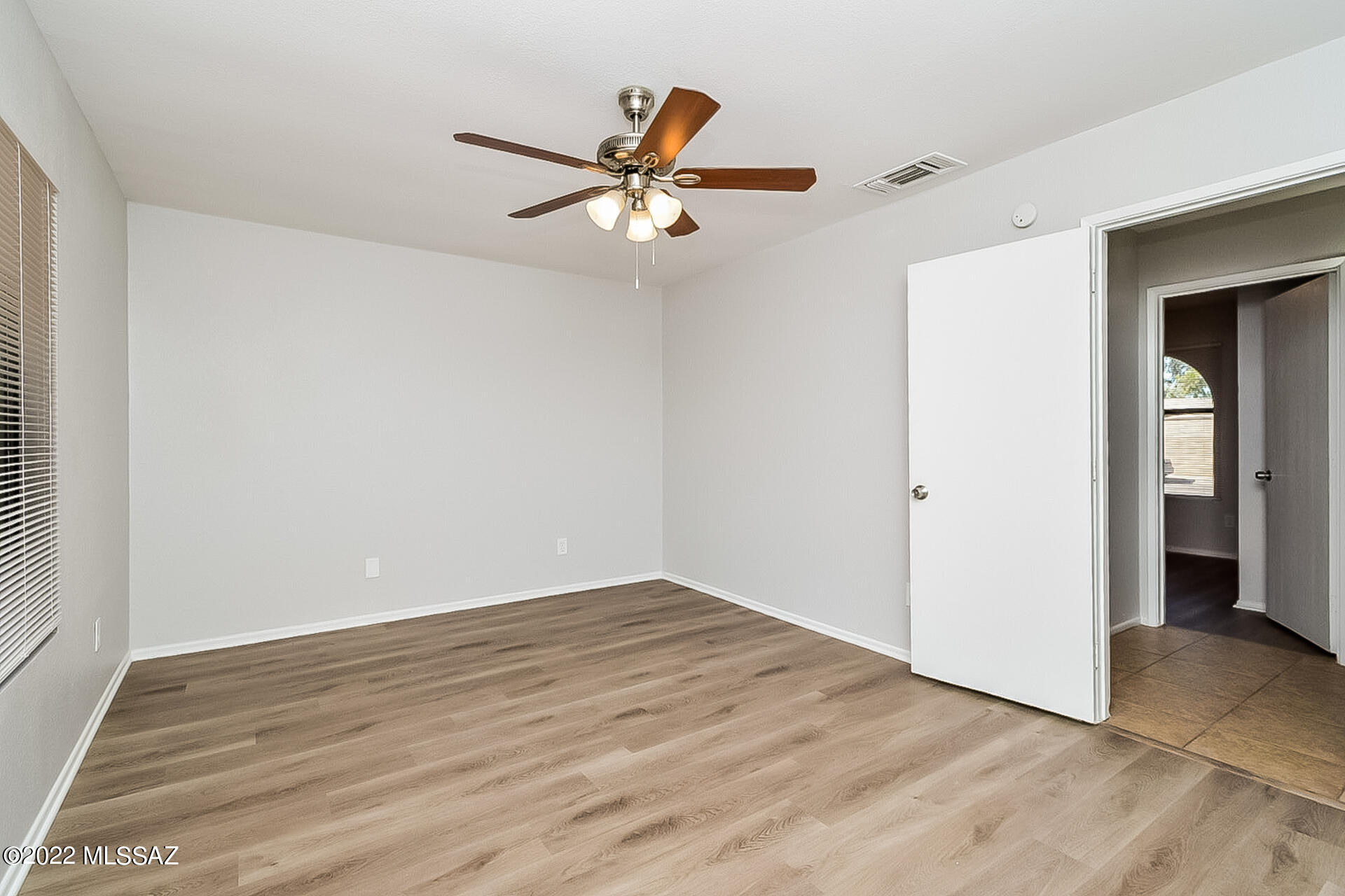 Oak Tree II at Midvale (273-519) - Residential Lease