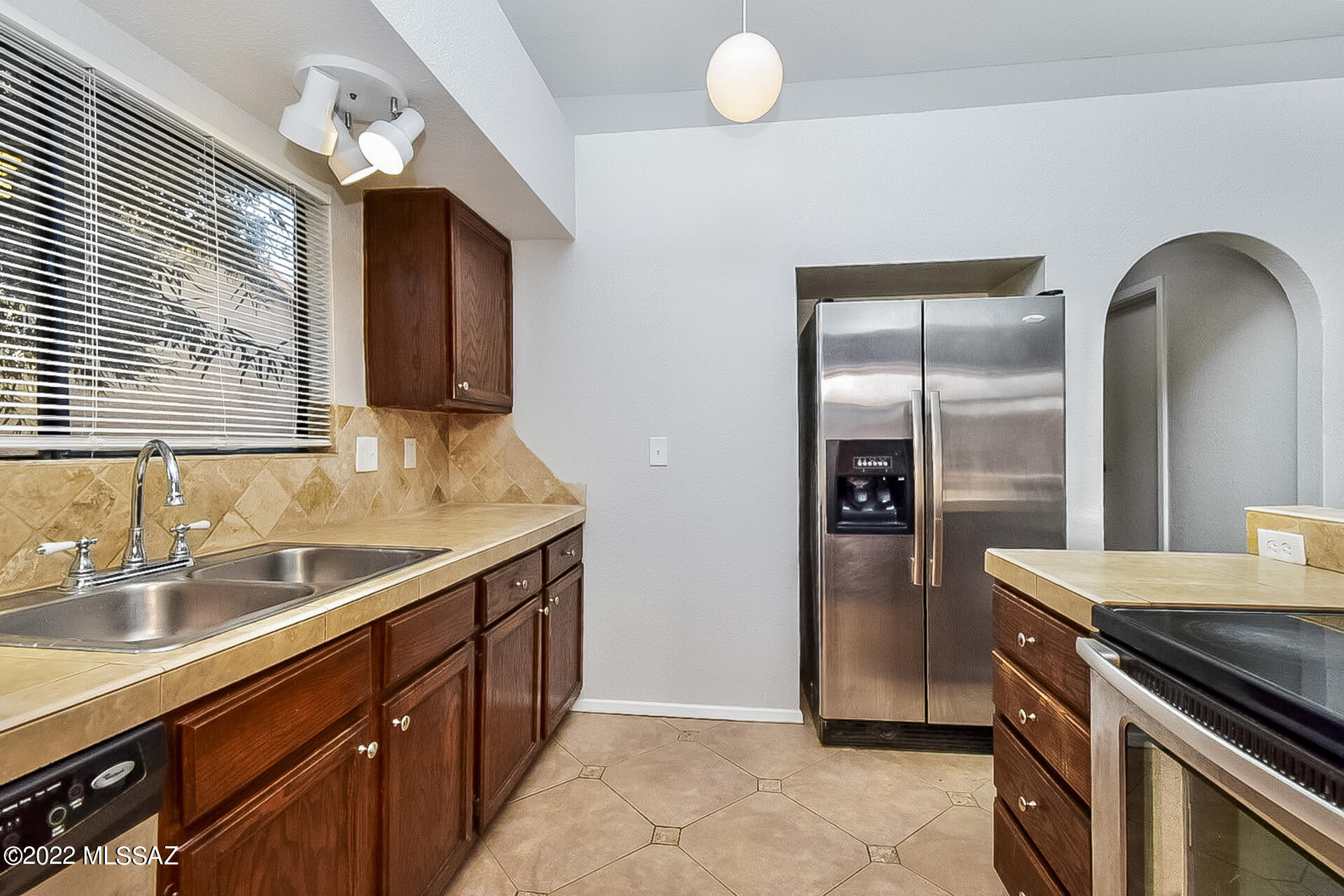 Oak Tree II at Midvale (273-519) - Residential Lease