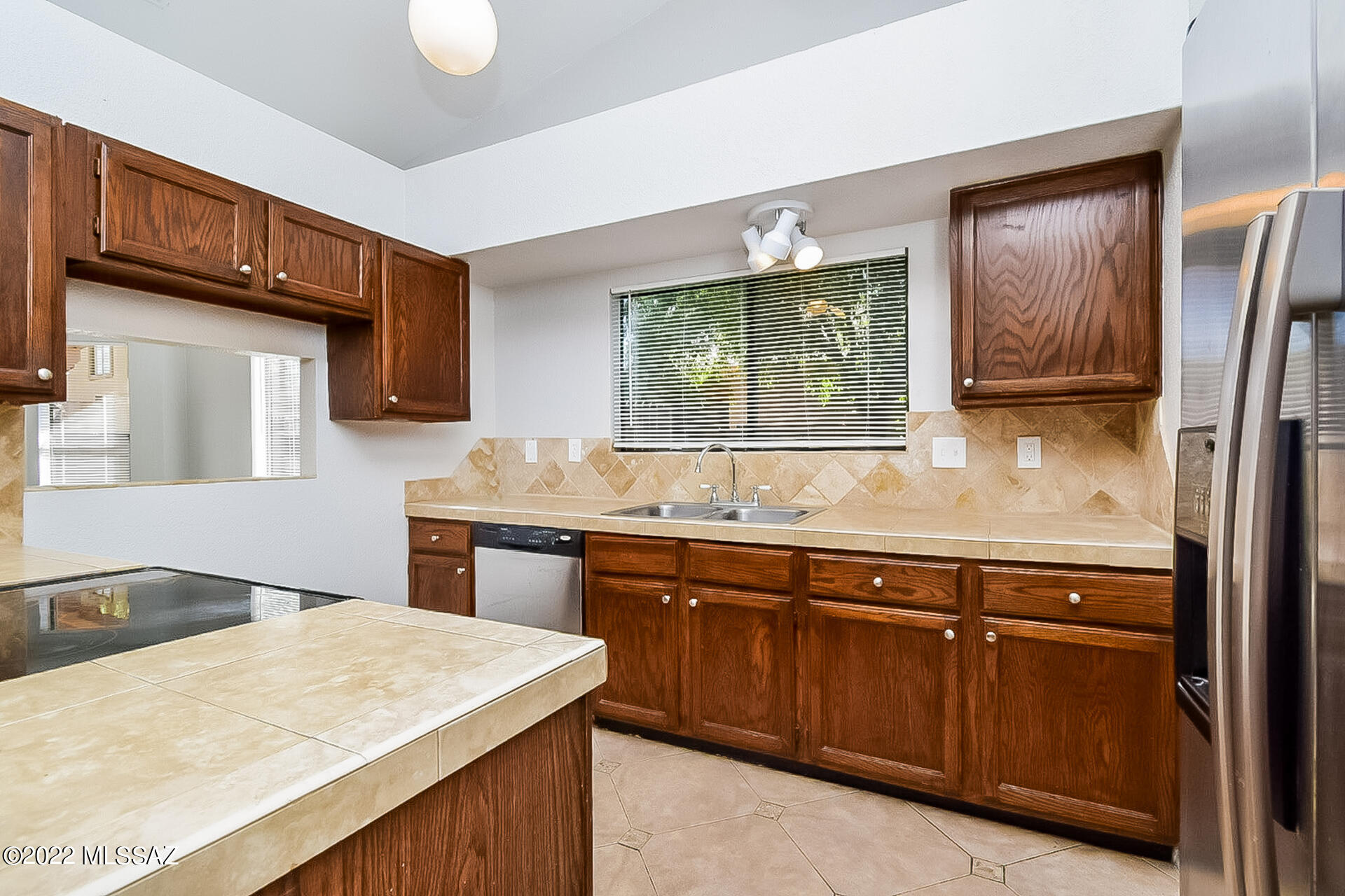 Oak Tree II at Midvale (273-519) - Residential Lease