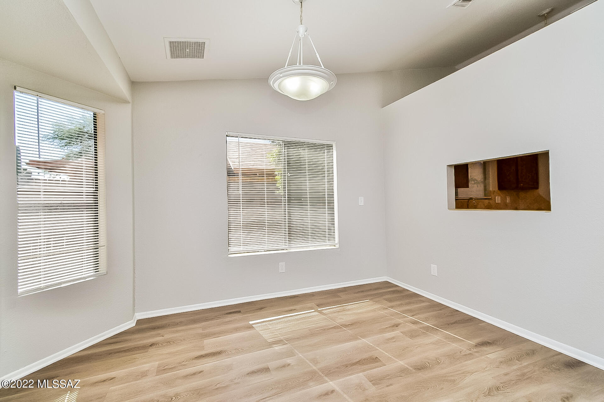 Oak Tree II at Midvale (273-519) - Residential Lease