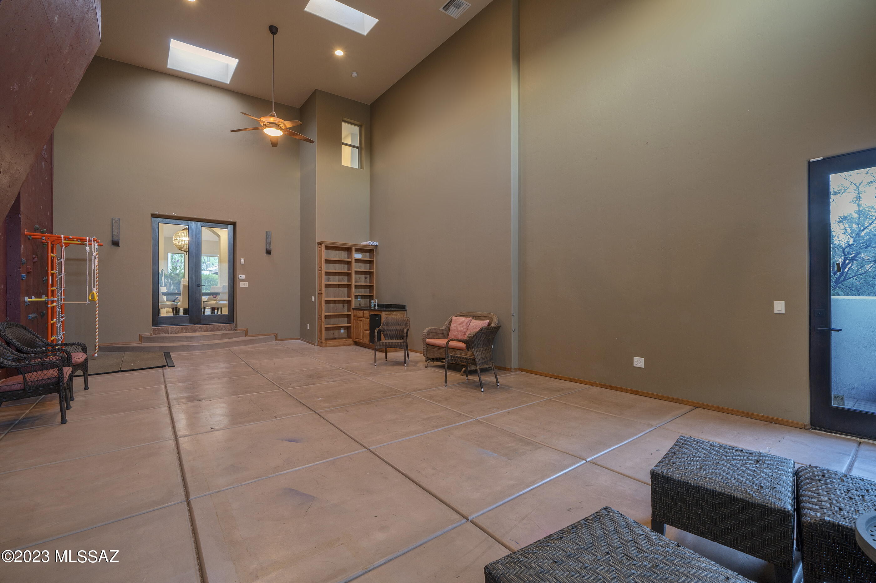 Alta Vista (1-98) - Residential