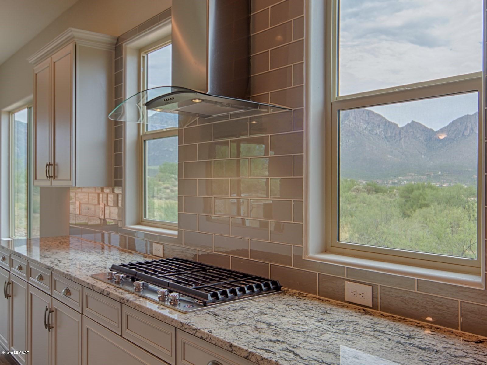 Sanctuary At Silverhawke - Residential