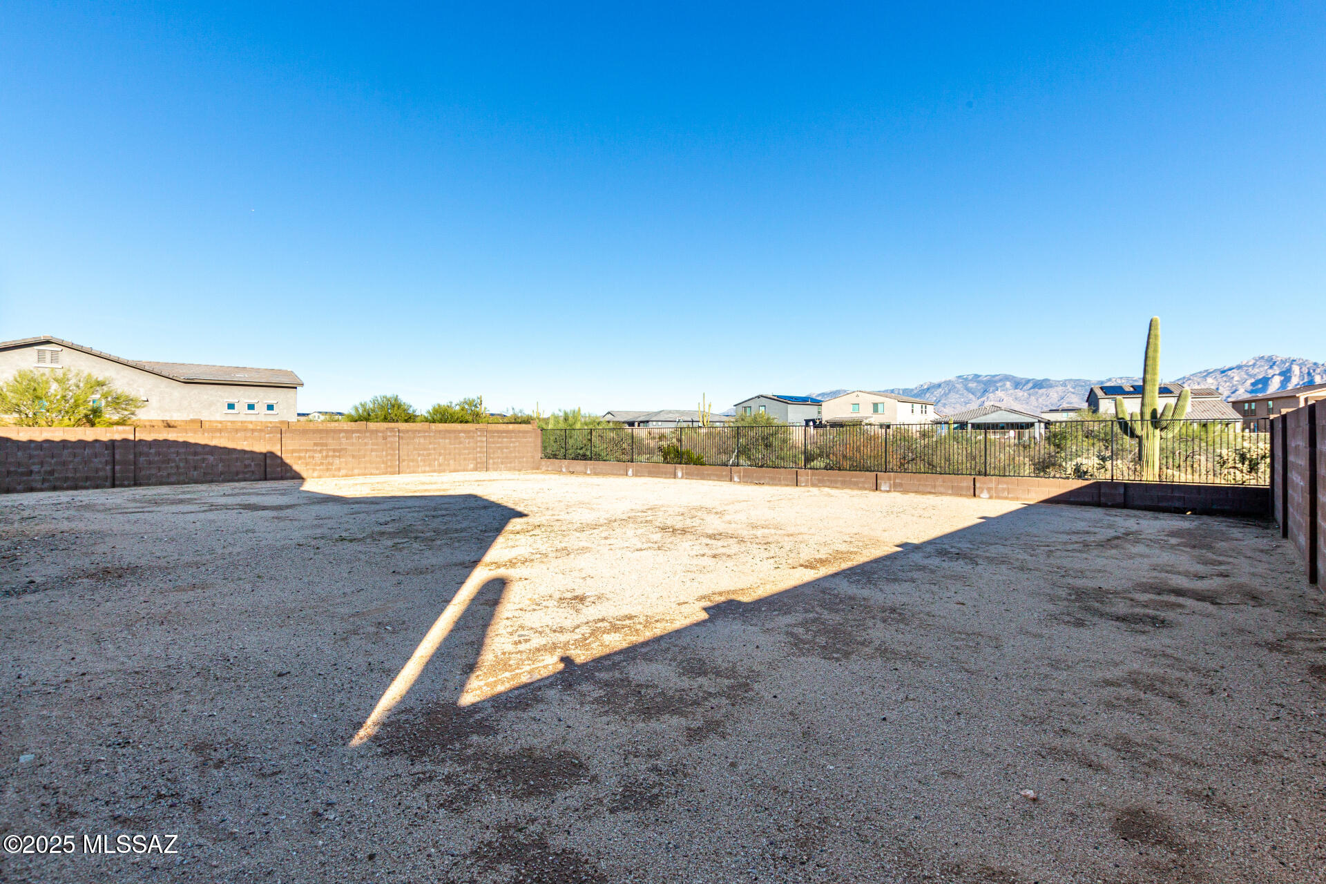 Saguaros Viejos West - Residential