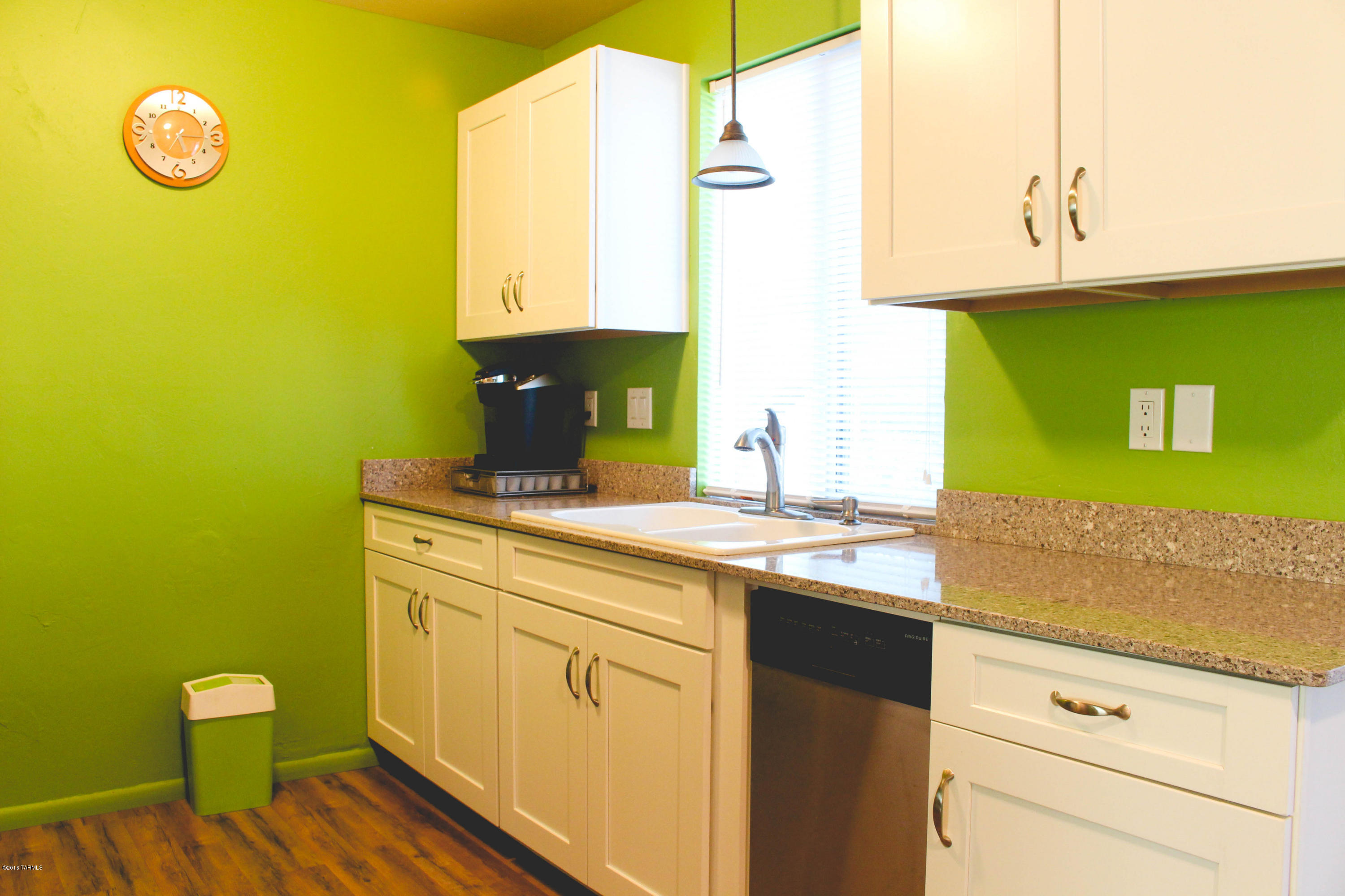 Valley View East NO. 7 (1-44) - Residential