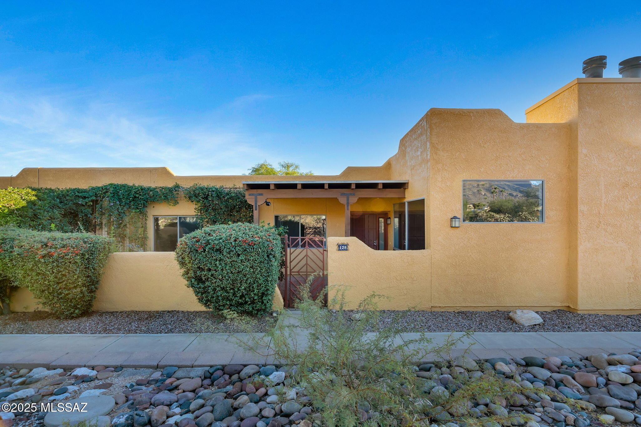 6255 N Camino Pimeria Alta 128
