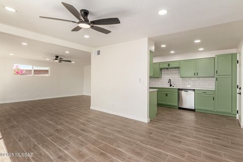 7081 E Calle Betelgeux Tucson AZ 85710