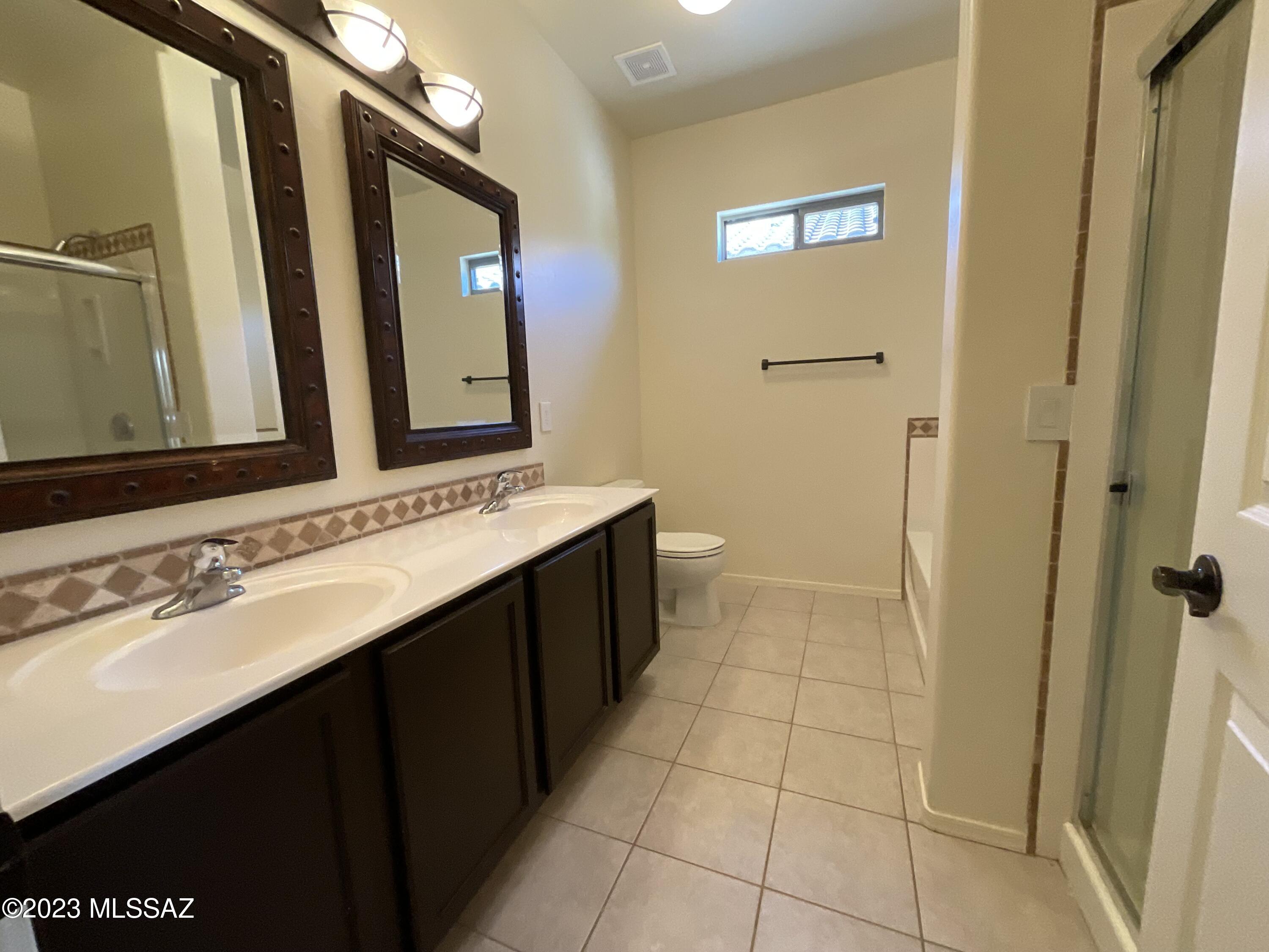 Continental Reserve Blk. 7 & 8 (1-82) - Residential