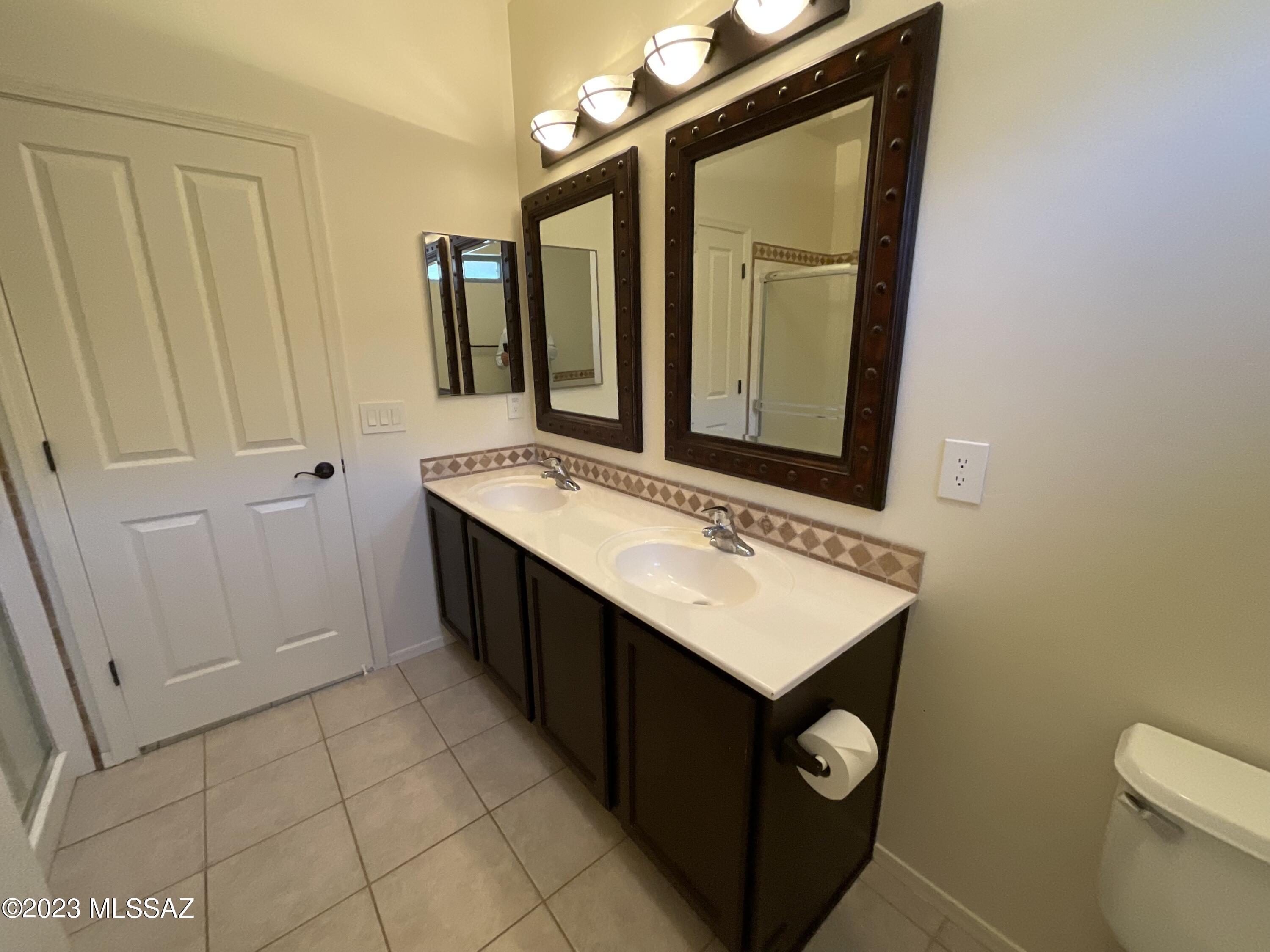 Continental Reserve Blk. 7 & 8 (1-82) - Residential