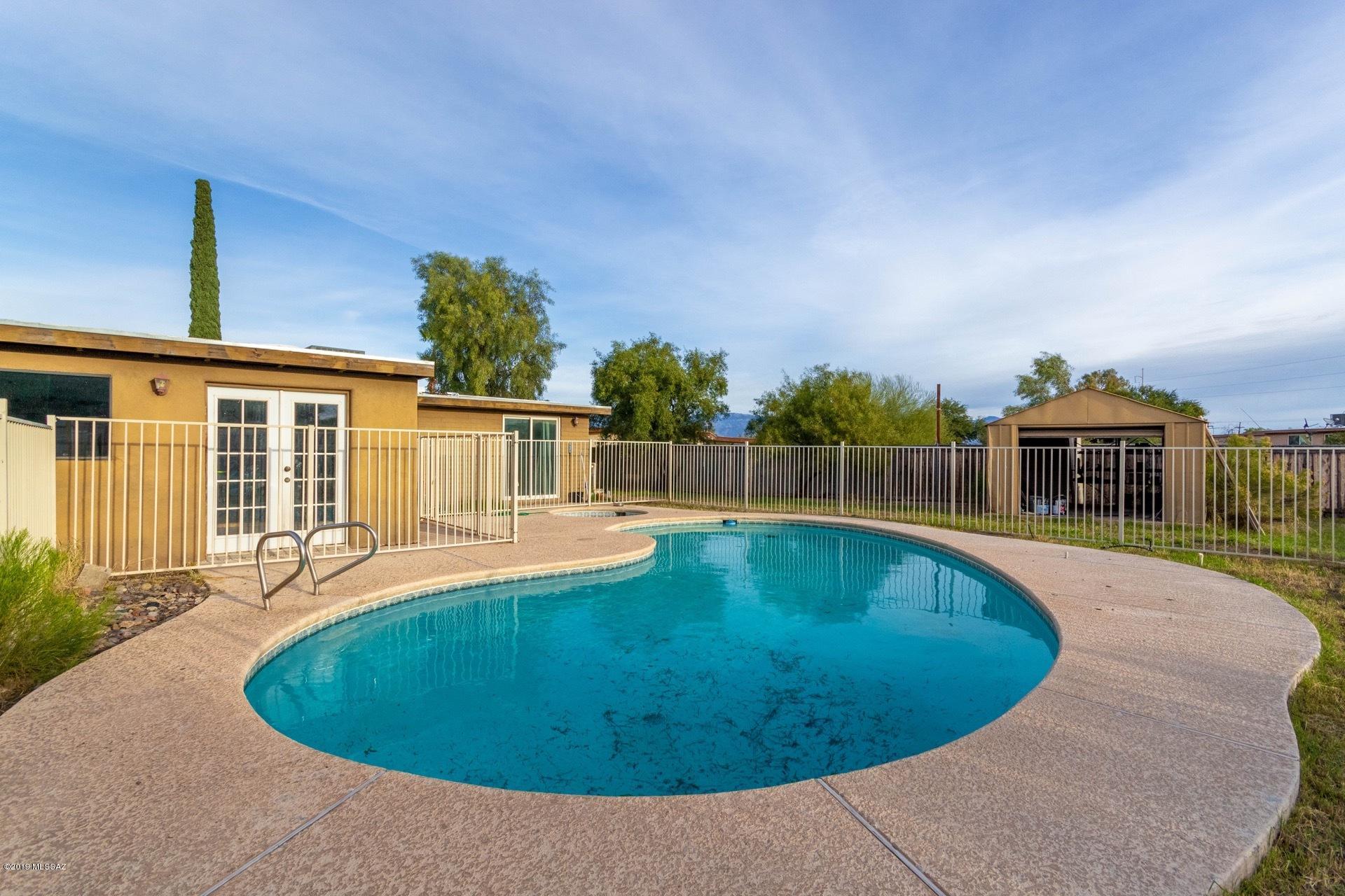 Carson Park (1-65) - Residential