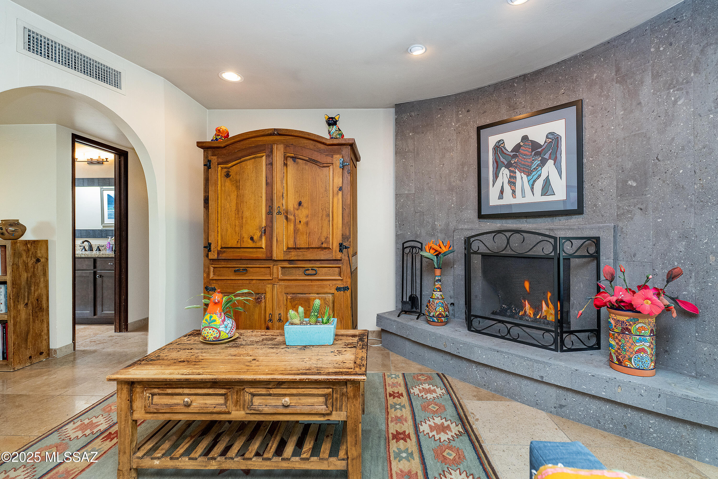 4861 E Paseo Del Bac