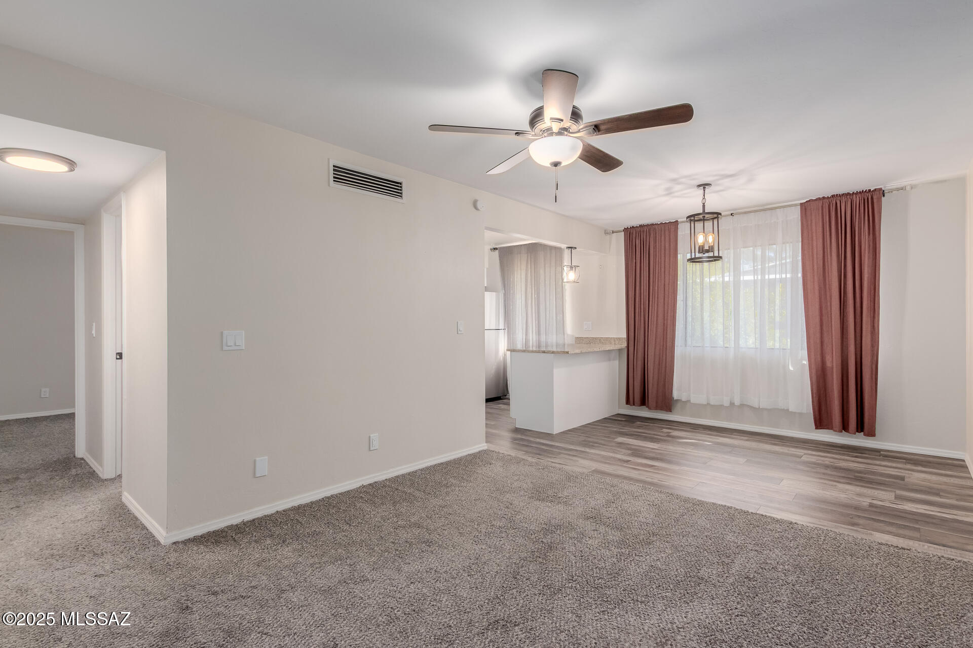 1366 S Avenida Polar G205