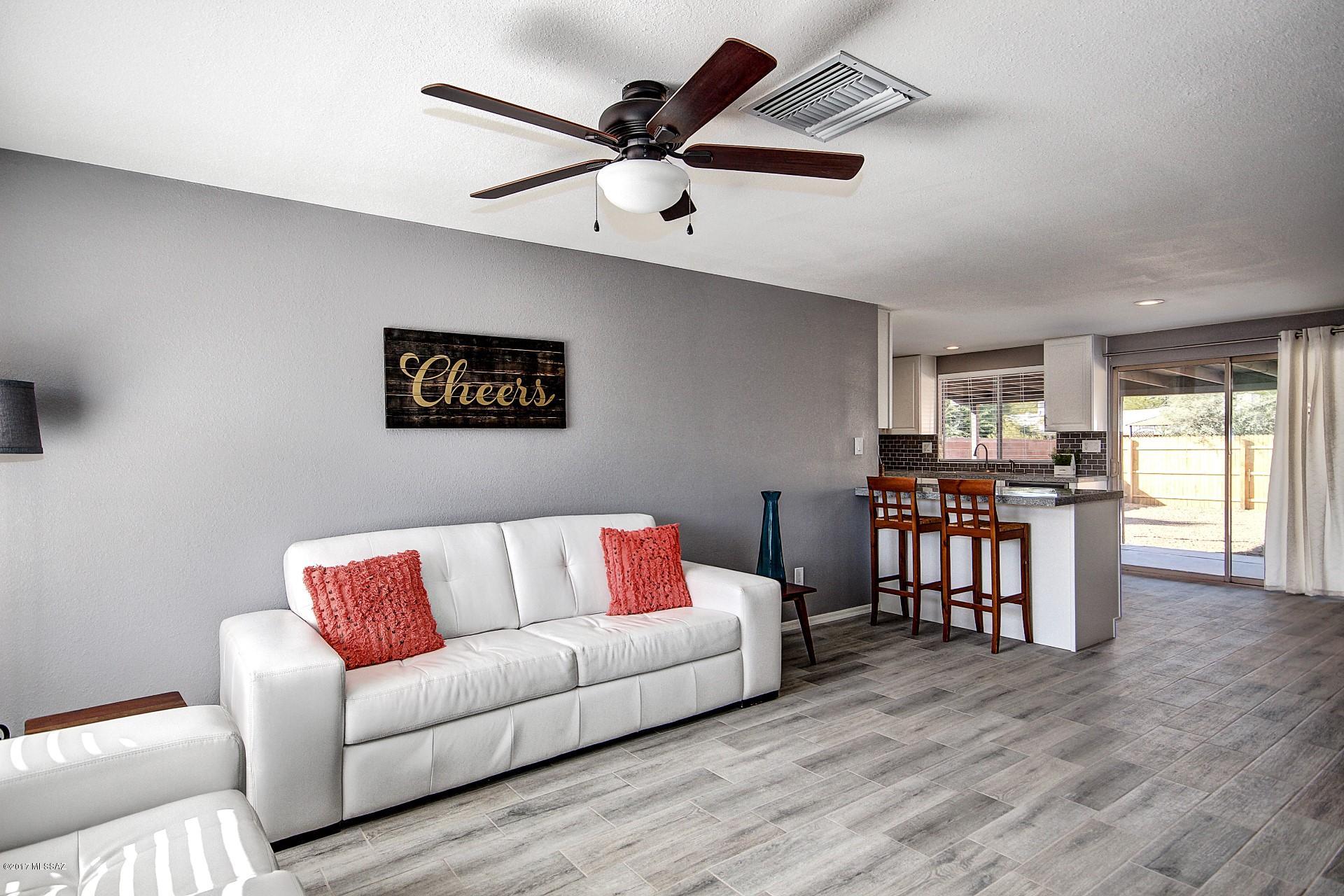 Casas Del Oeste (233-280) - Residential