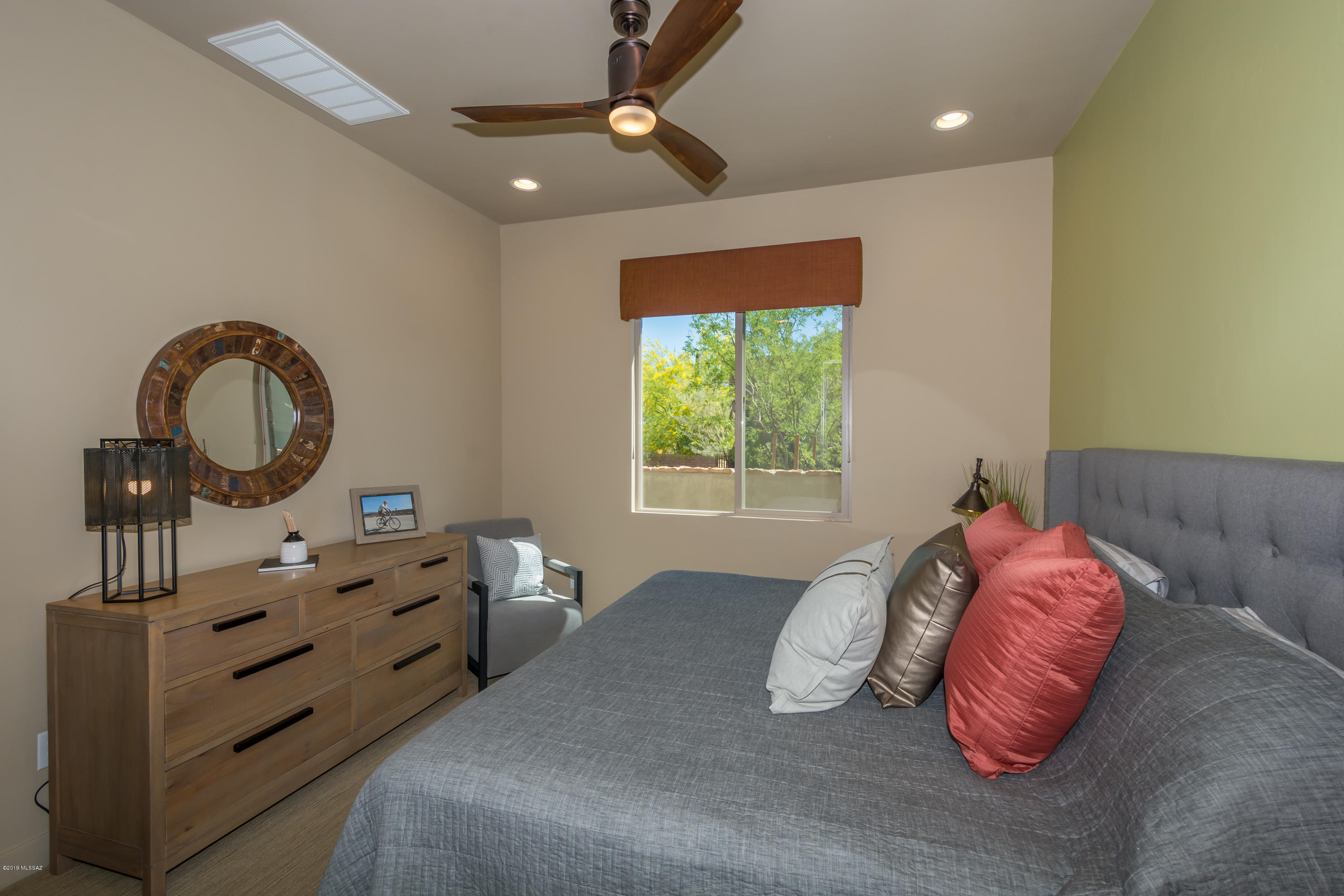 The Enclave At Stone Canyon V - Residential