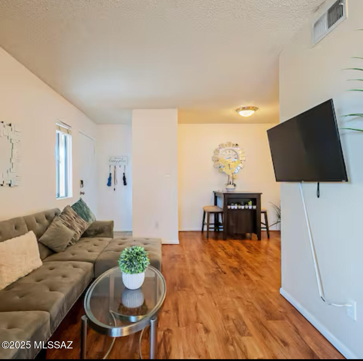 1745 E Glenn Street 114