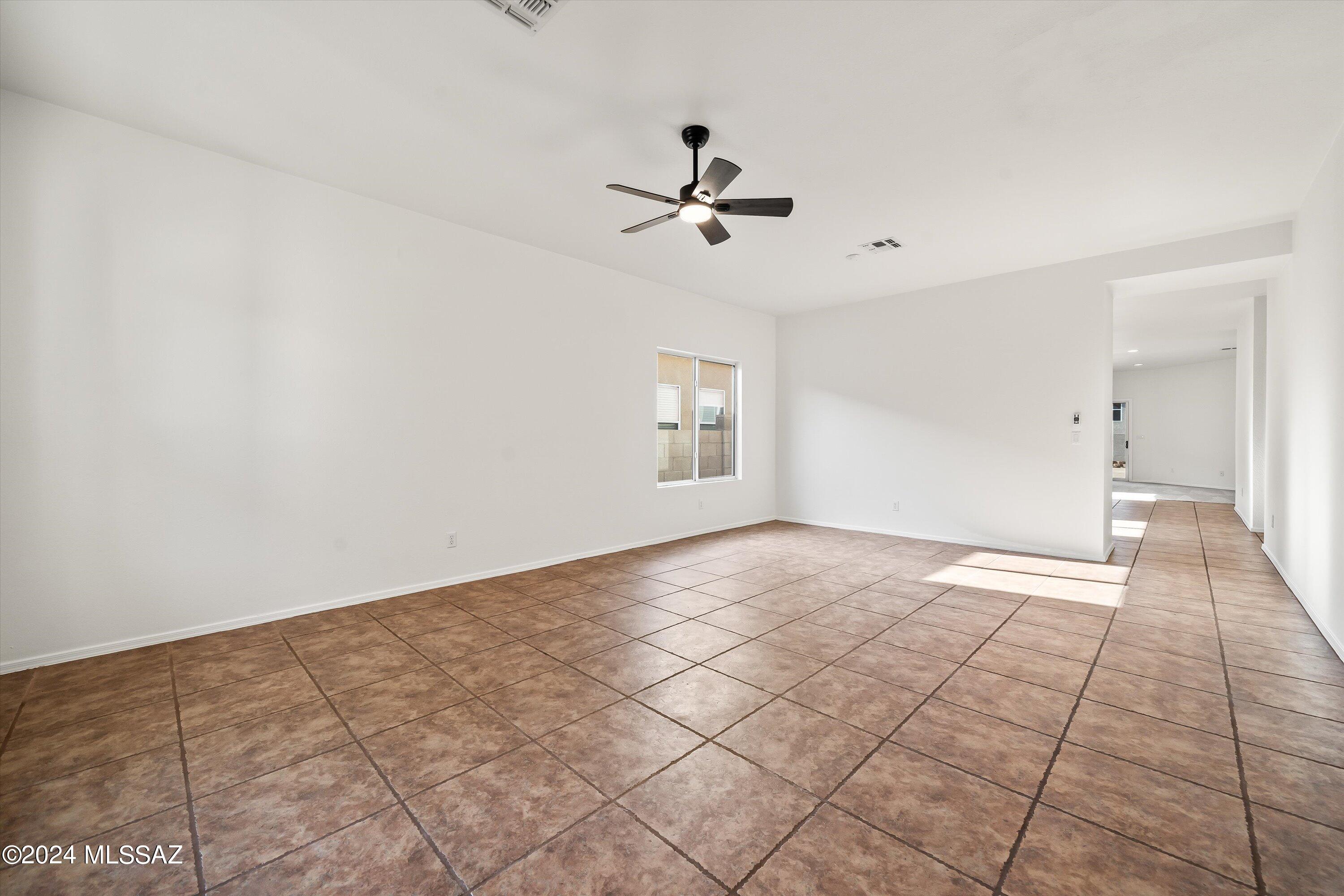 La Cholla Bluffs - Residential