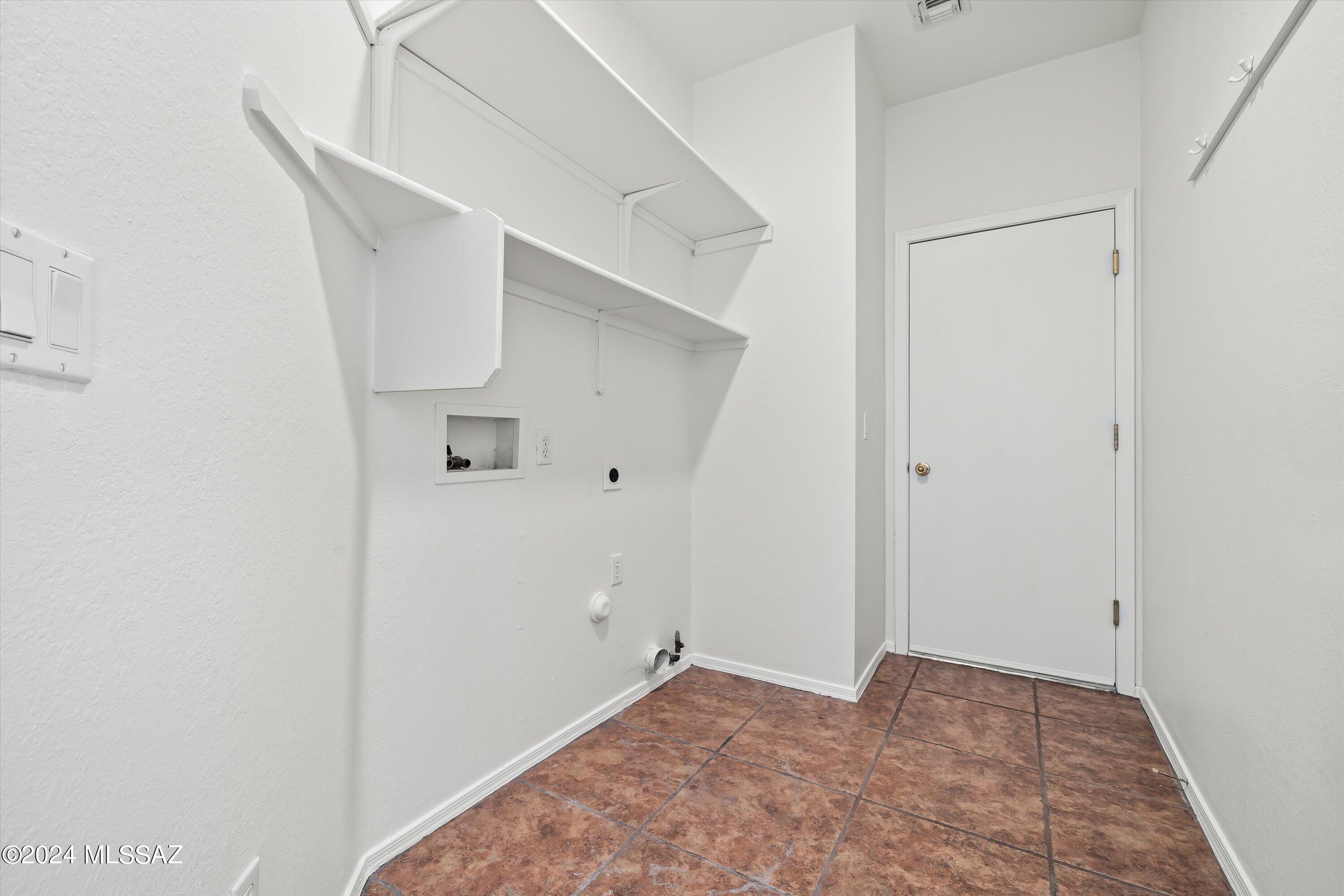La Cholla Bluffs - Residential