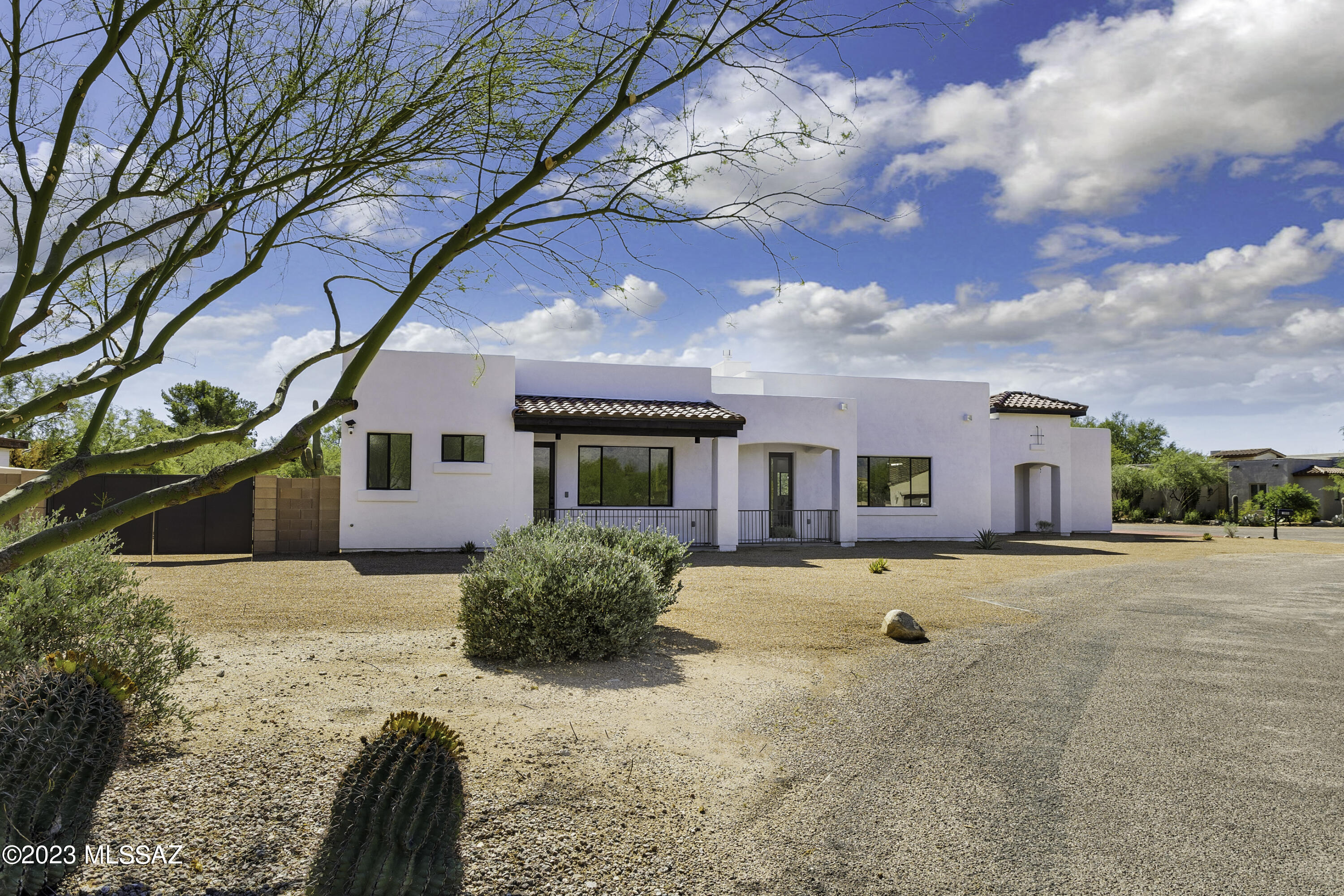 El Rancho Merlita (1-16) - Residential