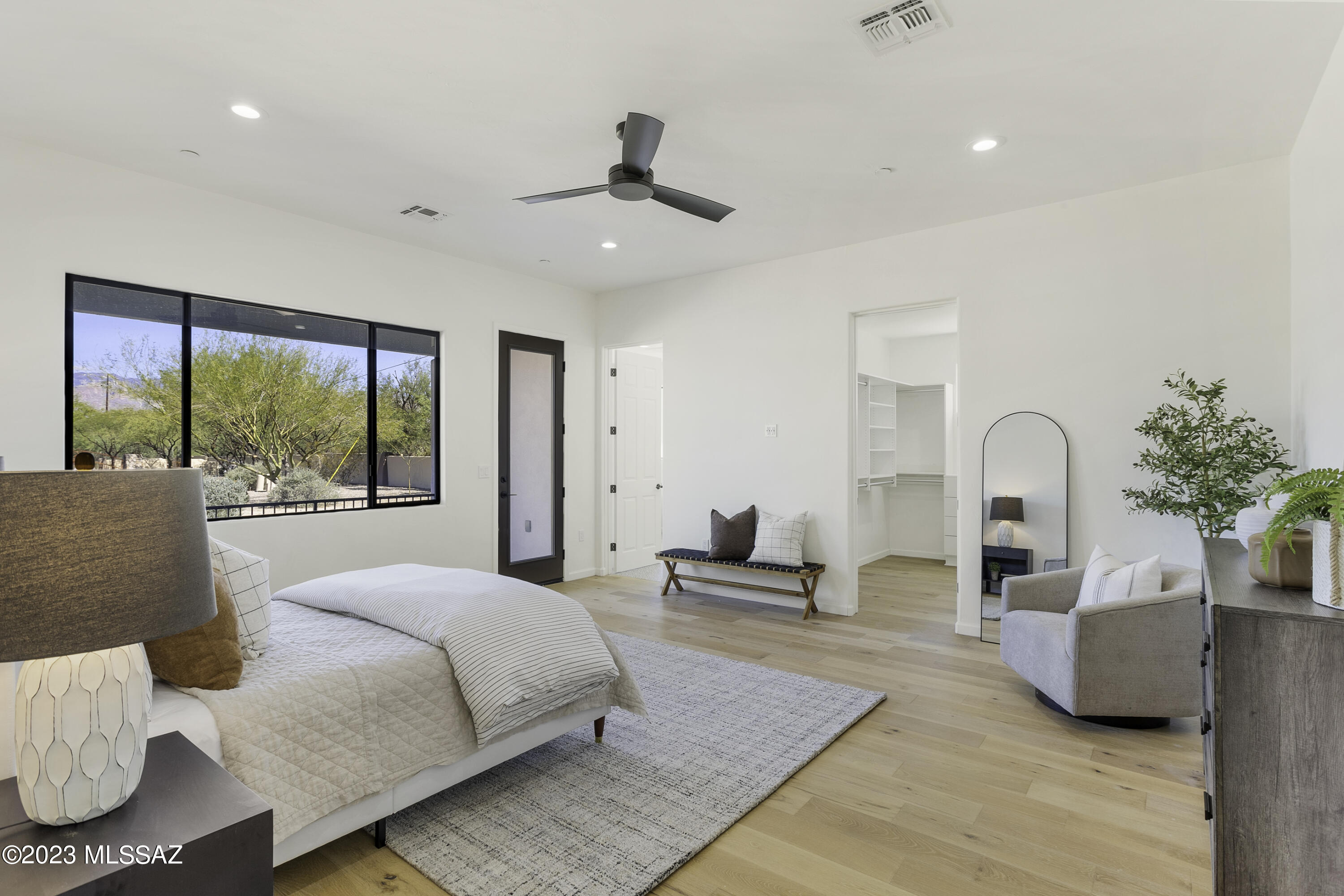 El Rancho Merlita (1-16) - Residential
