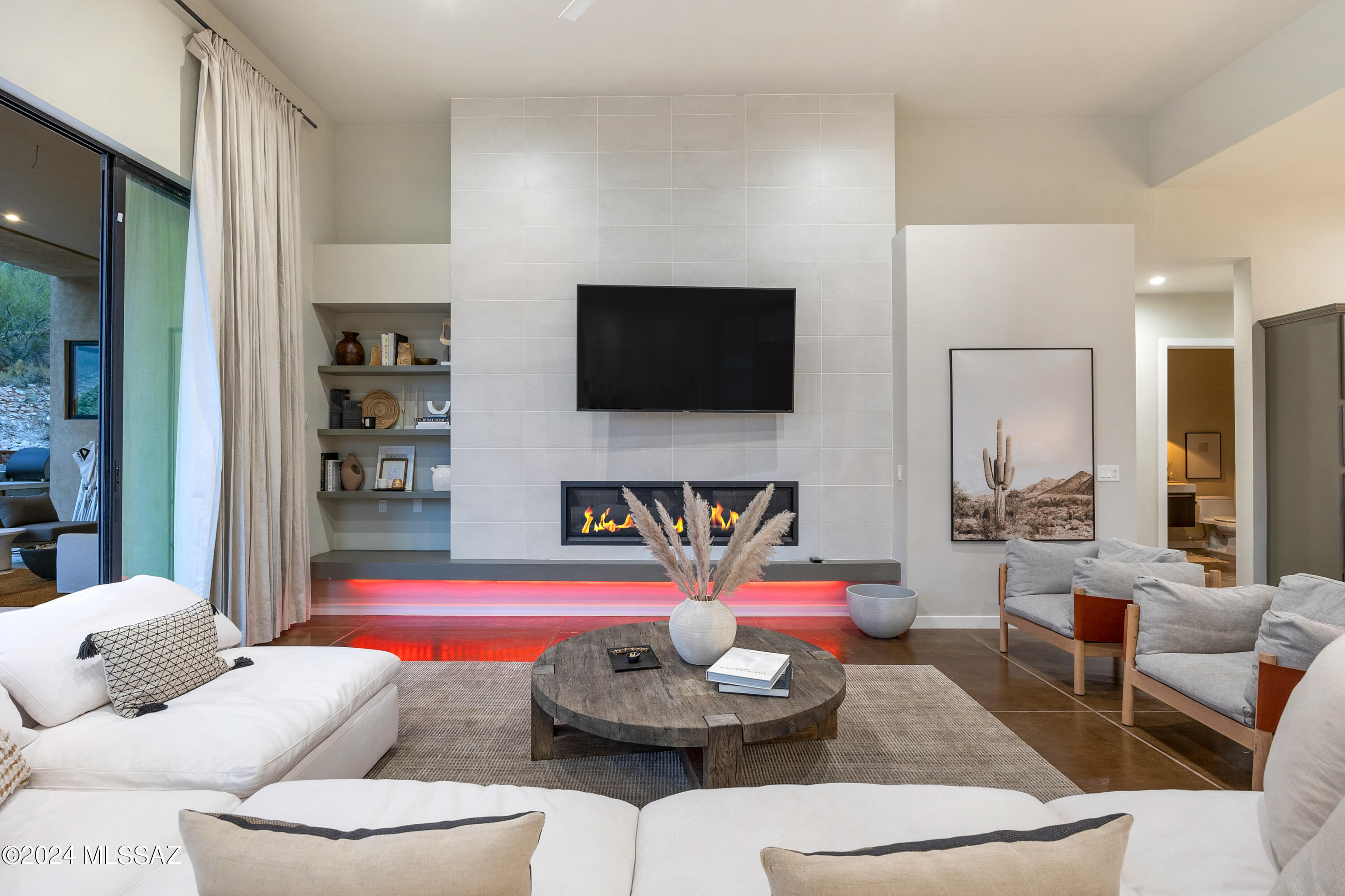 Sabino Mountain (1-290) - Residential