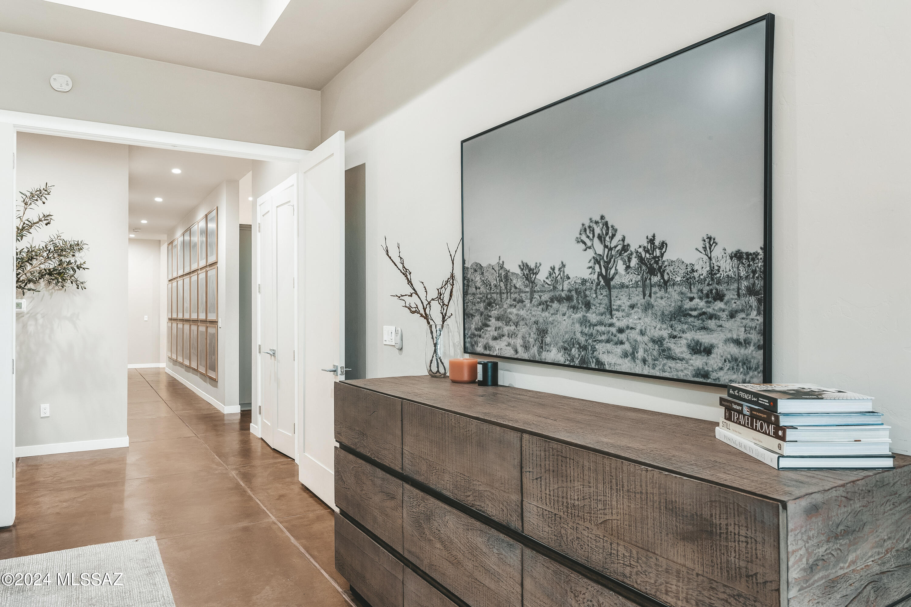 Sabino Mountain (1-290) - Residential