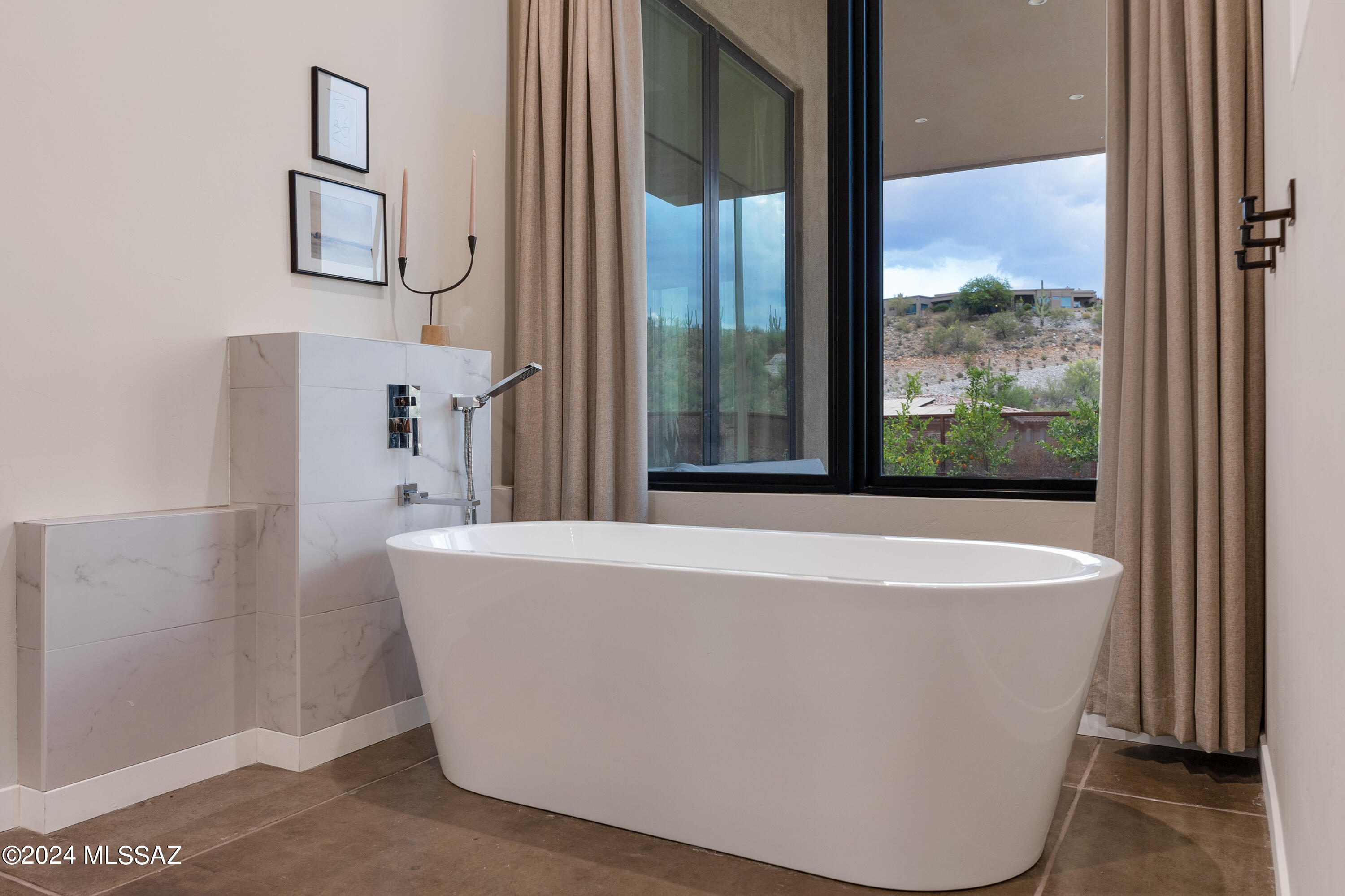 Sabino Mountain (1-290) - Residential