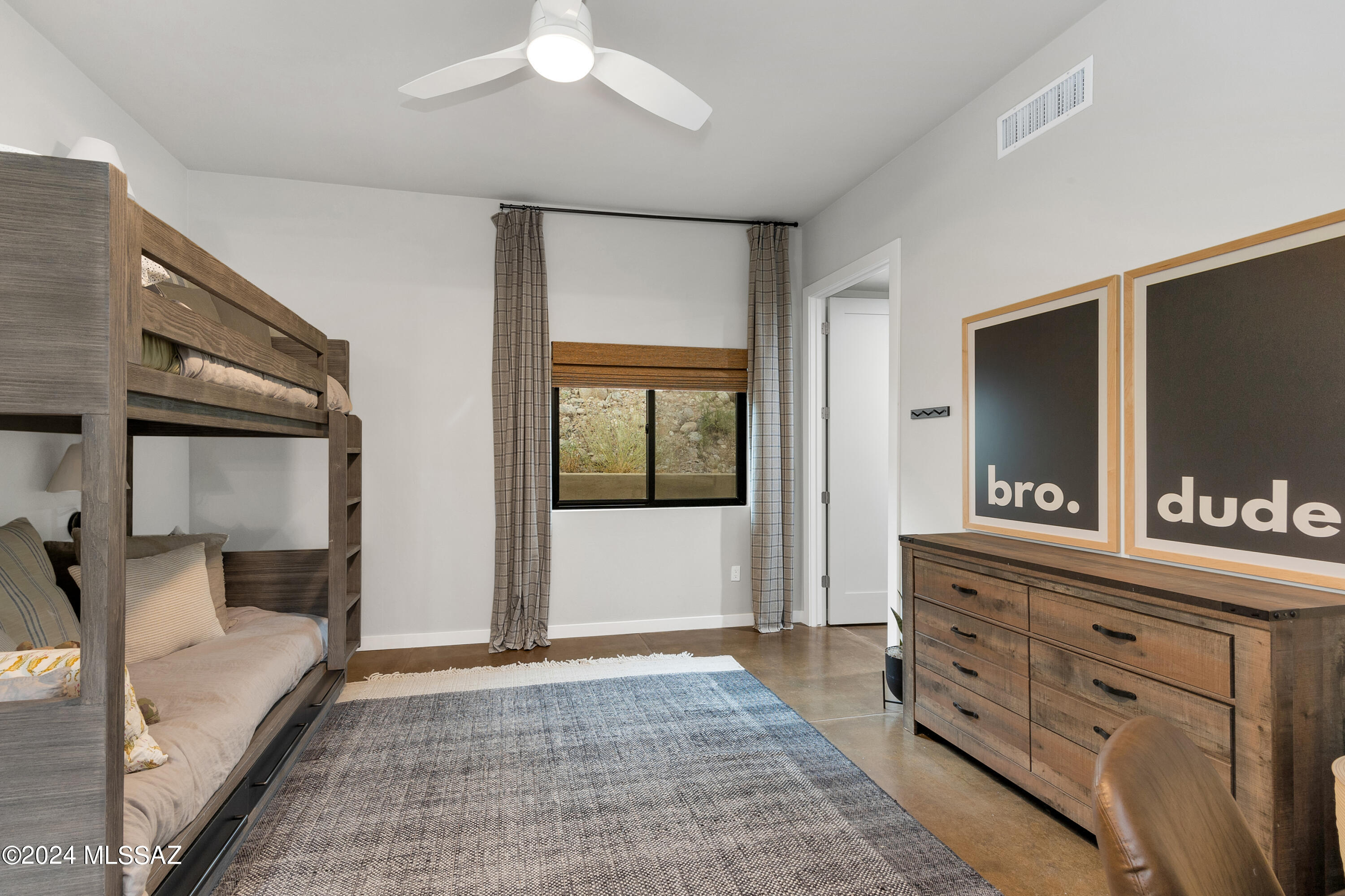 Sabino Mountain (1-290) - Residential