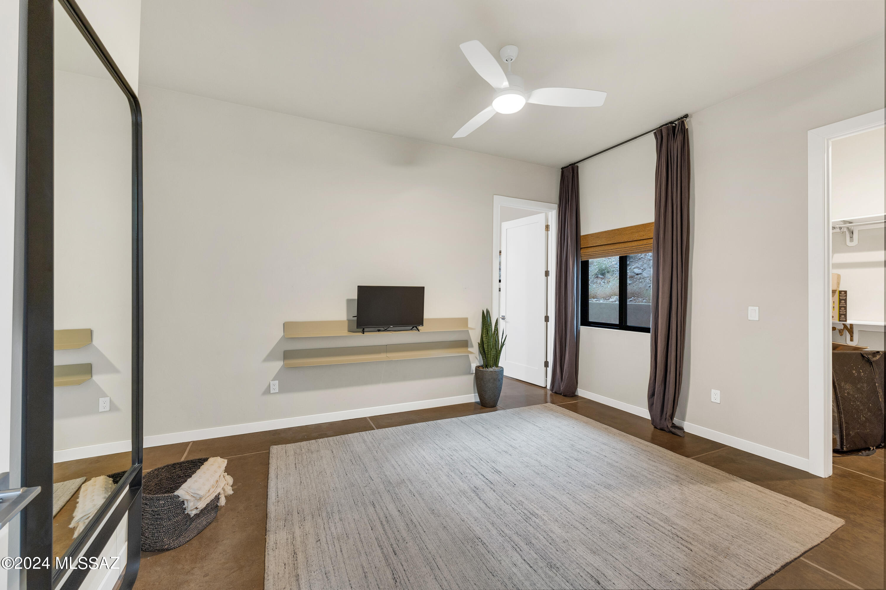 Sabino Mountain (1-290) - Residential