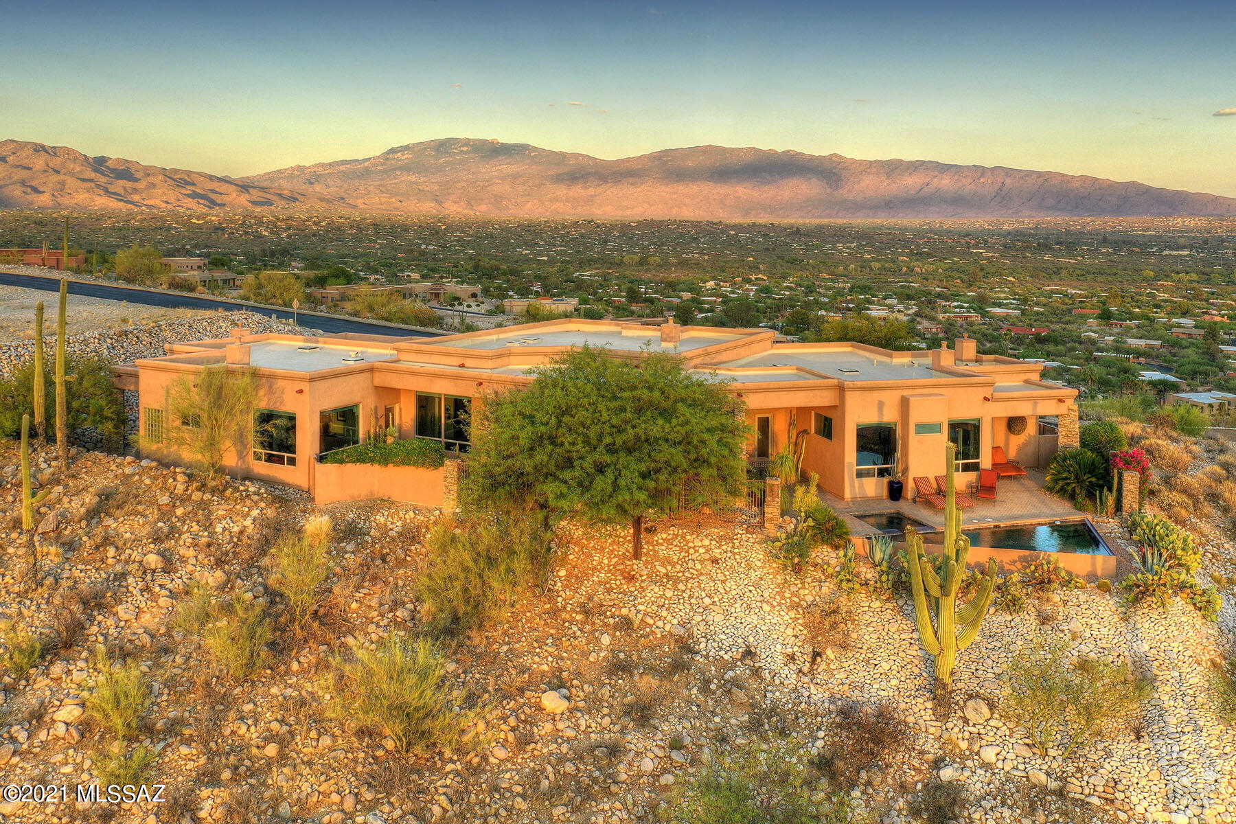 Sabino Mountain (1-290) - Residential