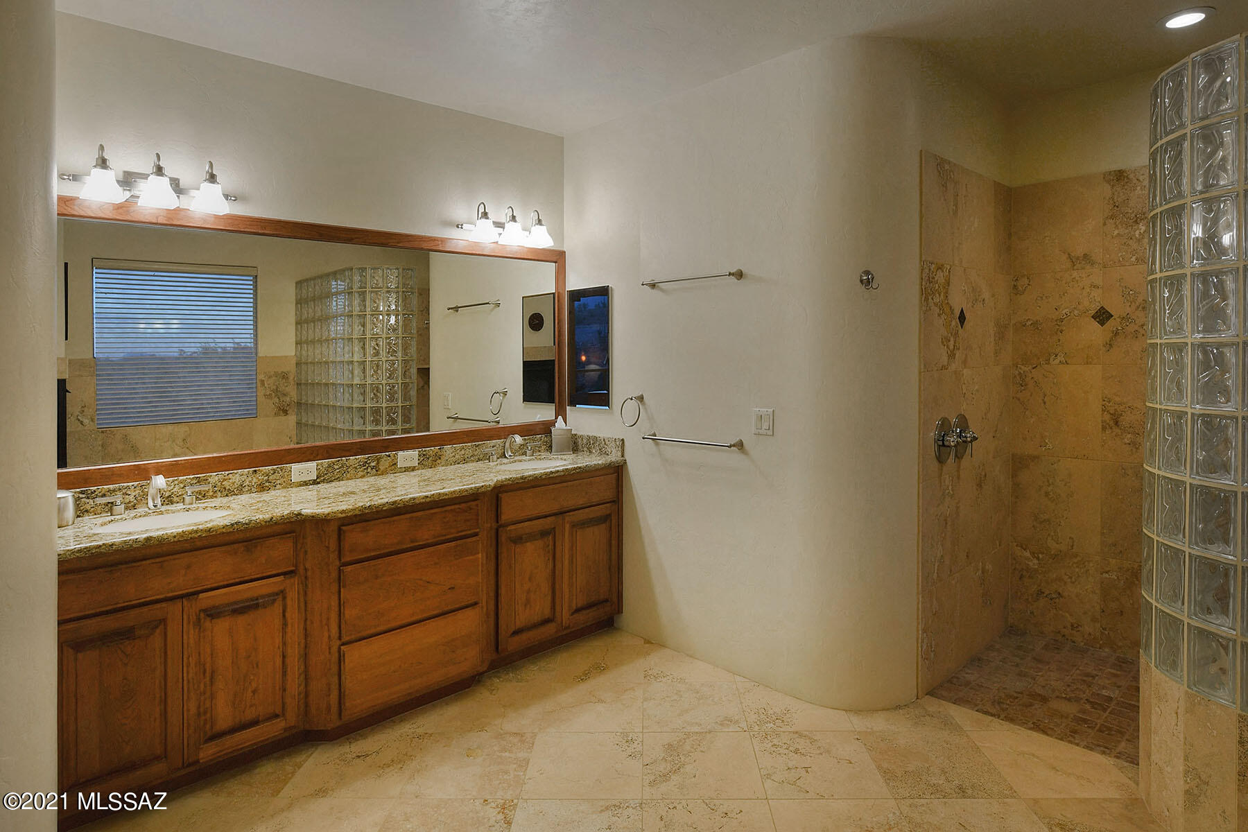 Sabino Mountain (1-290) - Residential